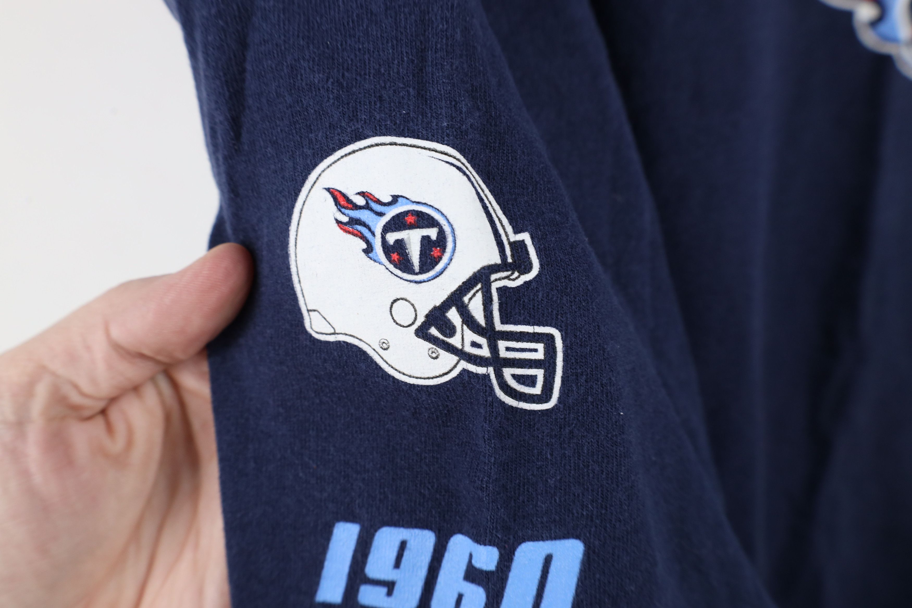 Majestic × Vintage Vintage Majestic Titans Football Long Sleeve T-Shirt Size US XXL / EU 58 / 5 - 9 Thumbnail