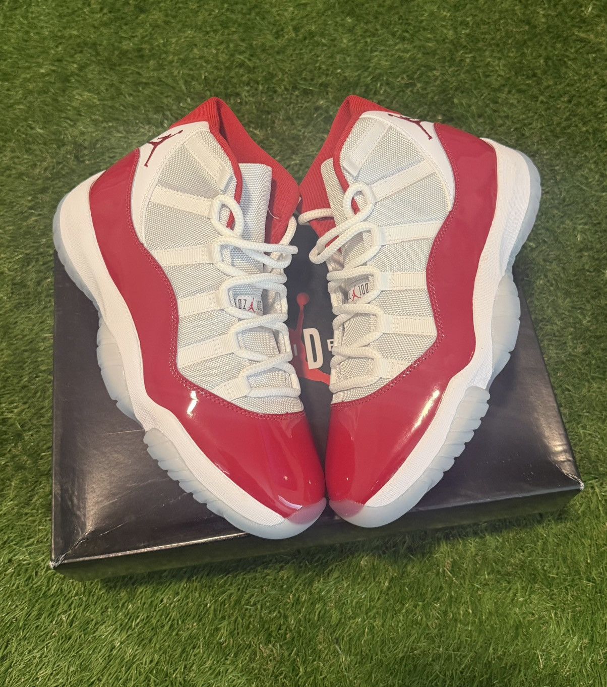 Jordan Brand Jordan 11 Cherry Size US 10 / EU 43 - 1 Thumbnail