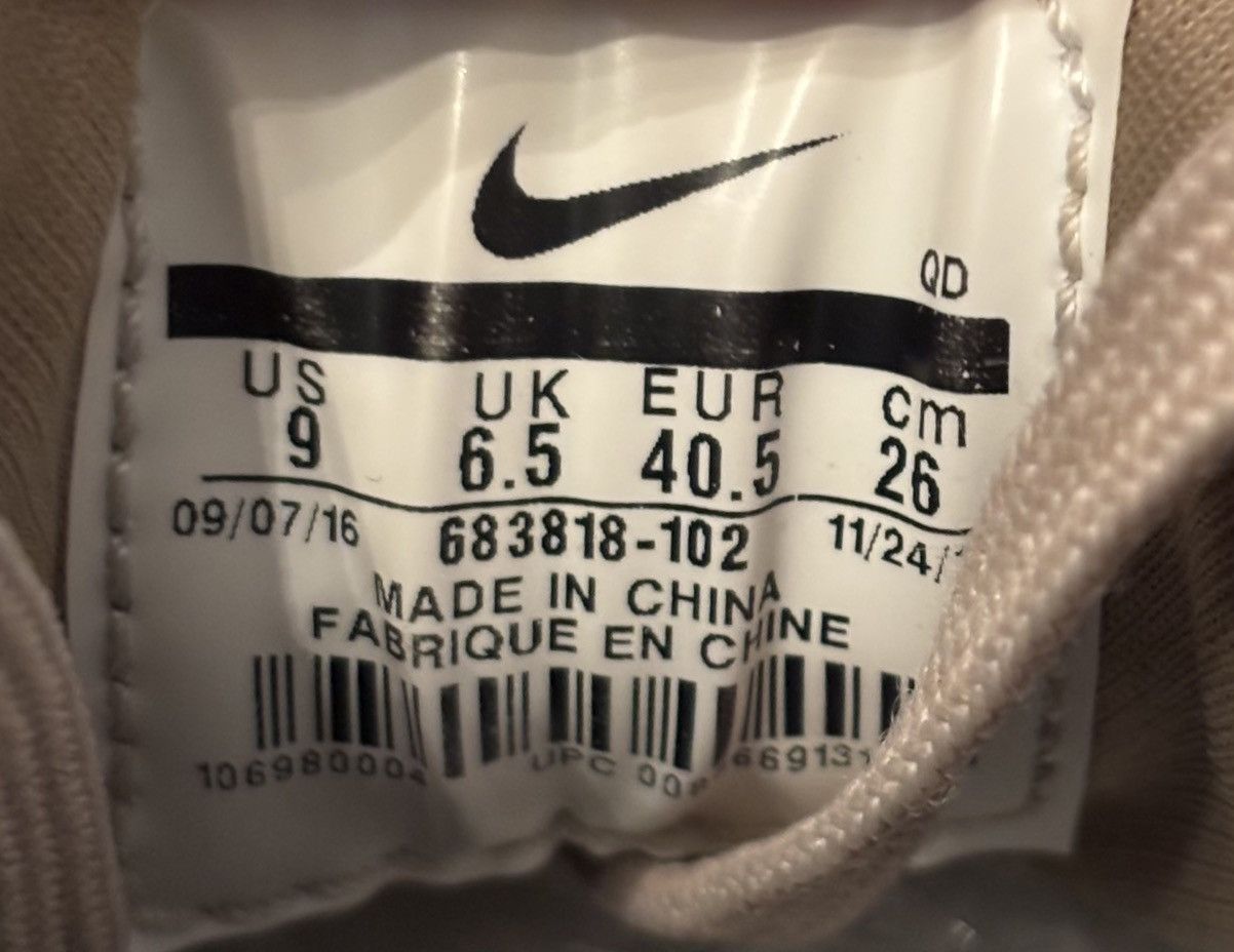 Nike Nike Wmns Air Huarache Run Premium 'Oatmeal' Size US 9 / IT 39 - 7 Thumbnail