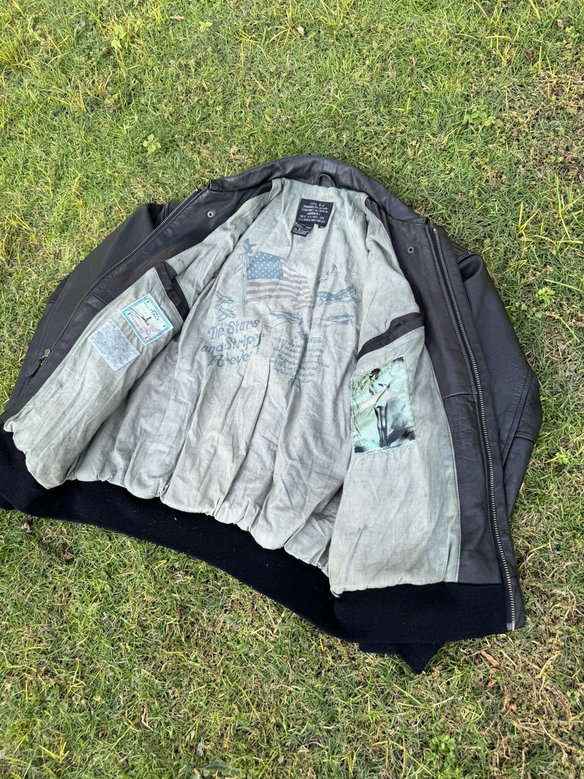 Avirex Vintage AVIREX A-2 Leather Flight Bomber Jacket Cowhide Size US XL / EU 56 / 4 - 10 Thumbnail