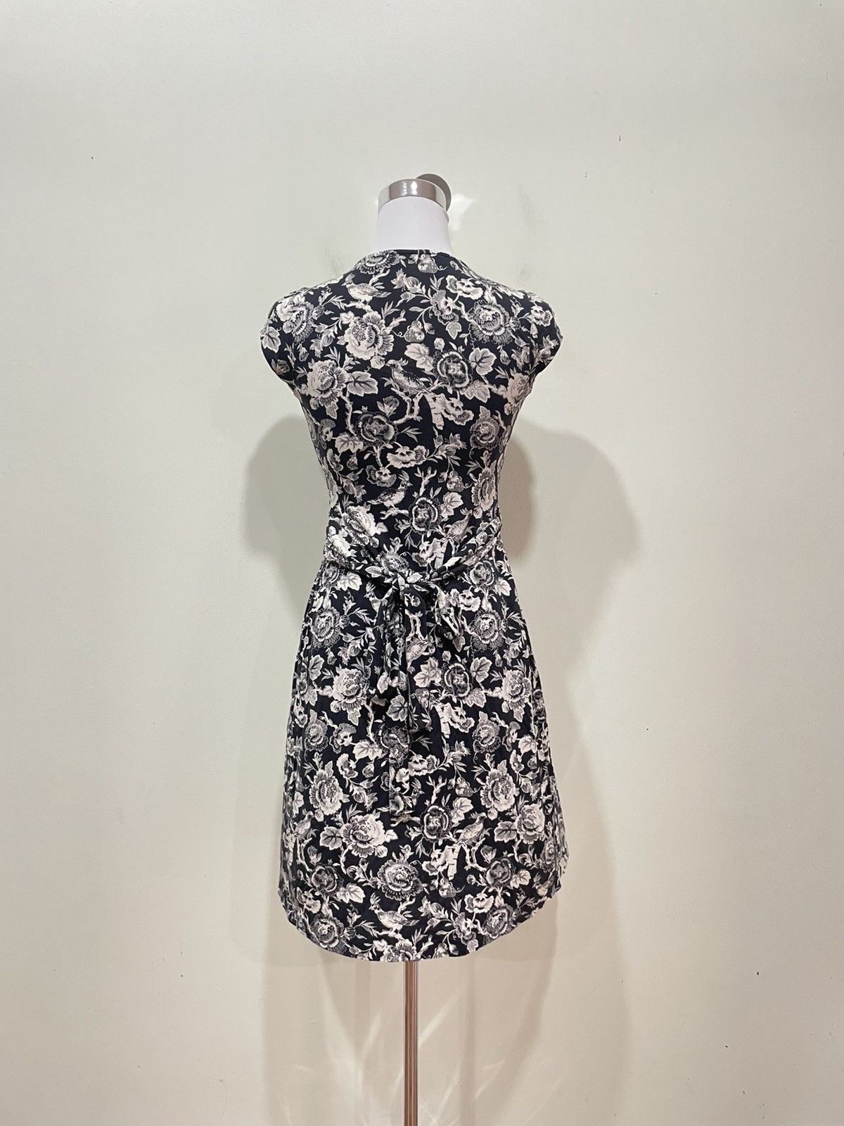 Diane von Furstenberg Diane von Furstenberg Wrap Dress Size XS / US 0-2 / IT 36-38 - 2 Thumbnail