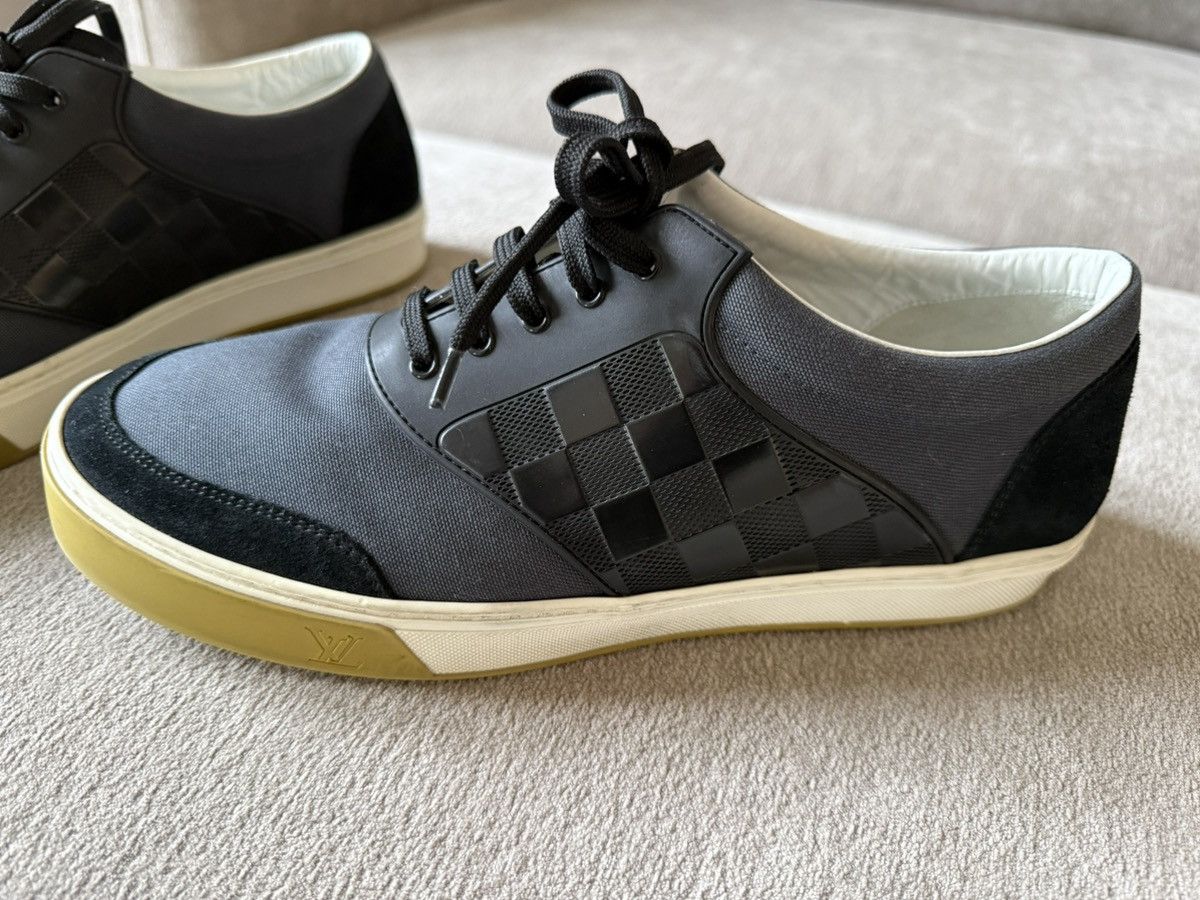 Louis Vuitton LOUIS VUITTON DAMIER LOW TOP SNEAKERS Size US 7 / EU 40 - 2 Thumbnail