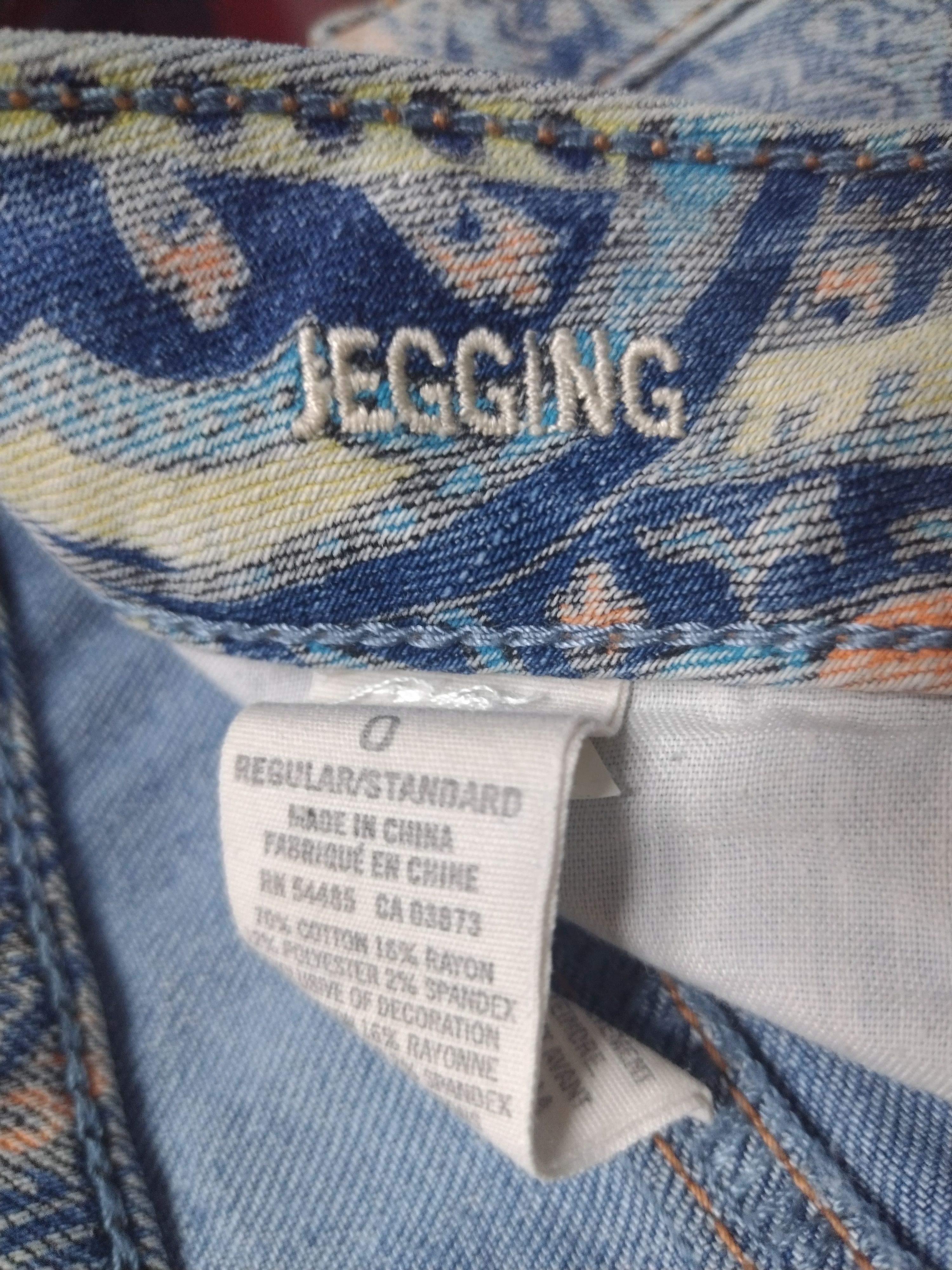 American Eagle Outfitters Paisley American eagle super stretch jegging fit jeans Size 29" - 10 Thumbnail