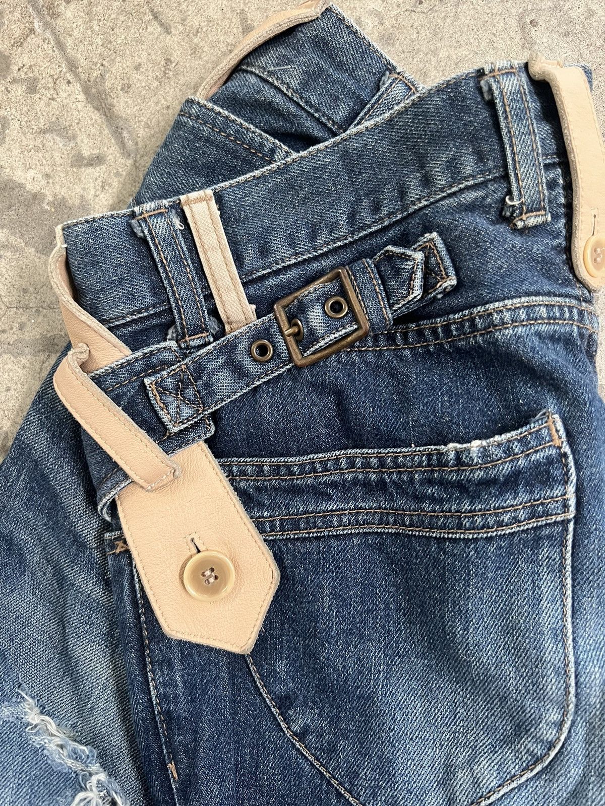 Japanese Brand 30x33 rare Y2K Japanese brand distressed denim jeans Size US 30 / EU 46 - 6 Thumbnail
