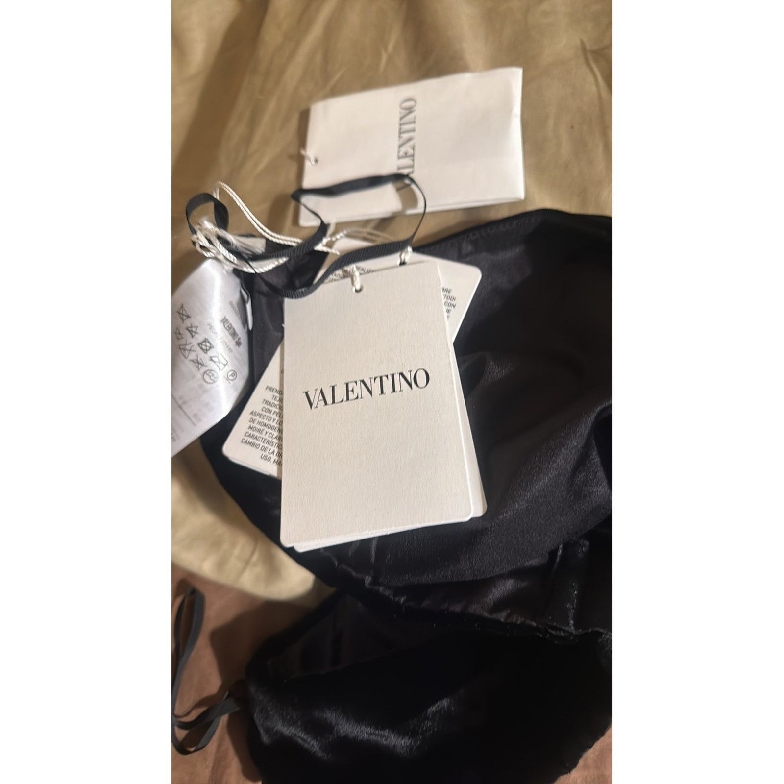 Valentino Valentino Velvet Halter Crop Top Black Size 10 Size M / US 6-8 / IT 42-44 - 6 Thumbnail