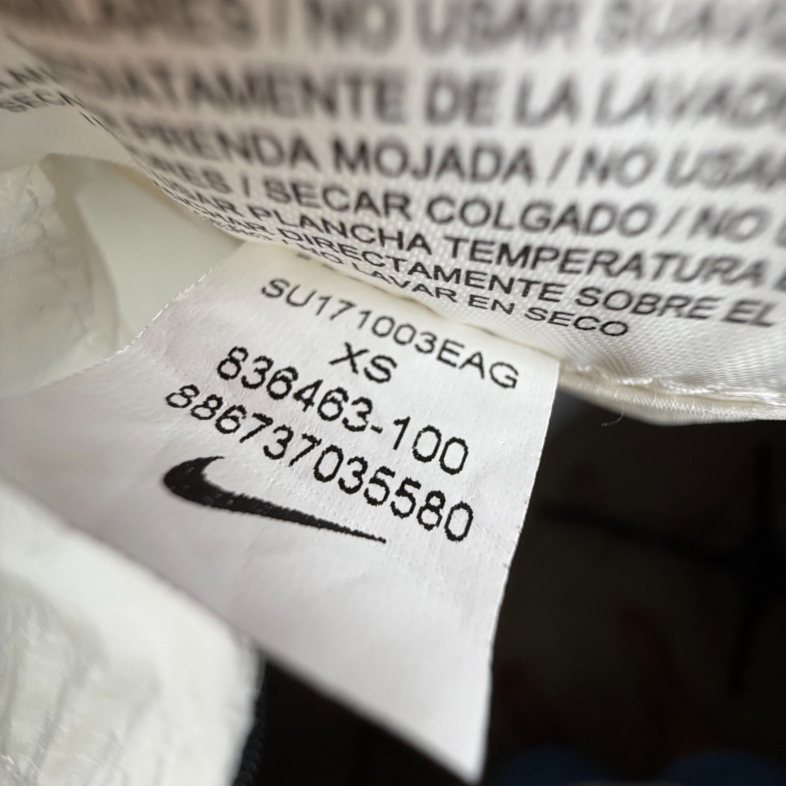 Nike Nike Windbreaker Jacket White Zip Lightweight Womens XS Size XS / US 0-2 / IT 36-38 - 6 Thumbnail