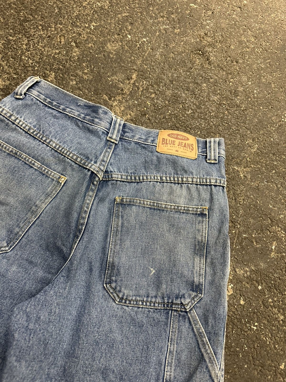 Old Navy Y2K cargo jorts Size US 32 / EU 48 - 2 Thumbnail