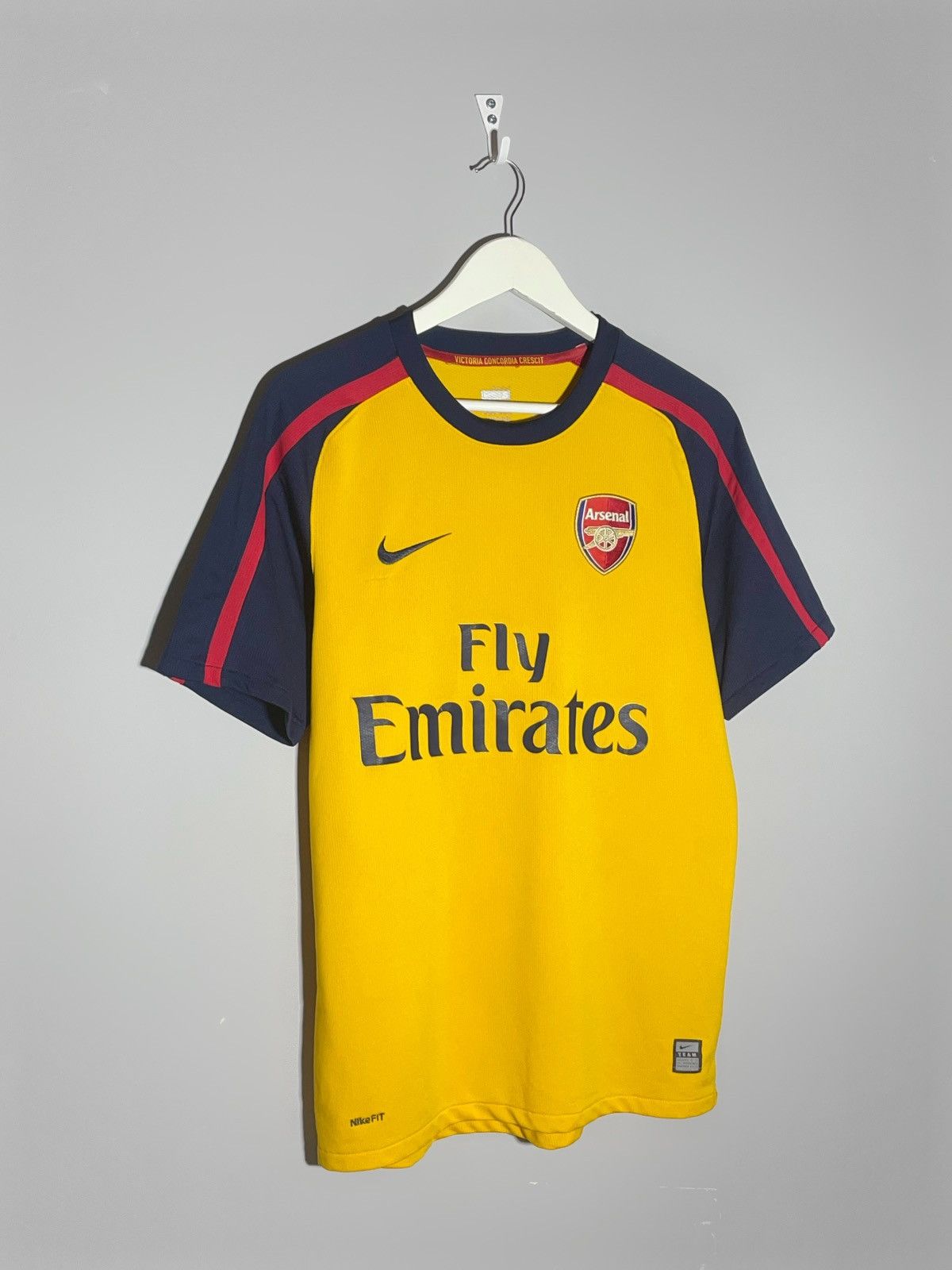 Nike Arsenal FC Nike 2008/09 Away Y2k Streetwear Football Shirt Size US S / EU 44-46 / 1 - 2 Thumbnail