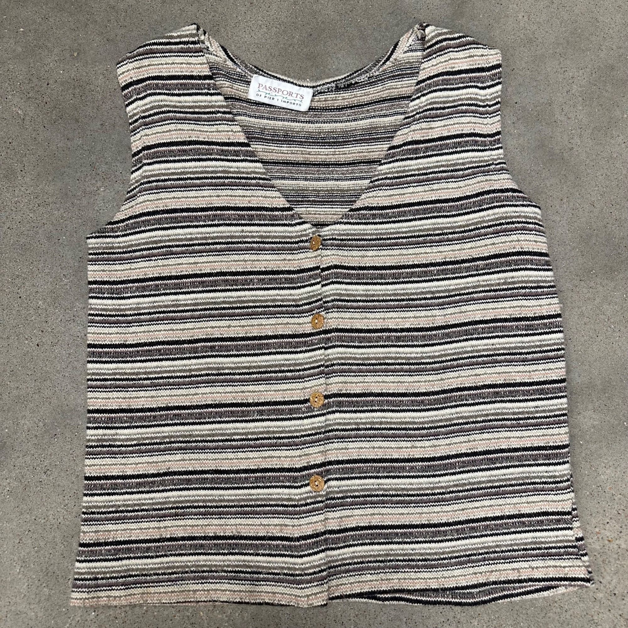 Vintage Vintage Unique Knit Striped Patterned Button Up Sweater Vest Size US L / EU 52-54 / 3 - 1 Thumbnail