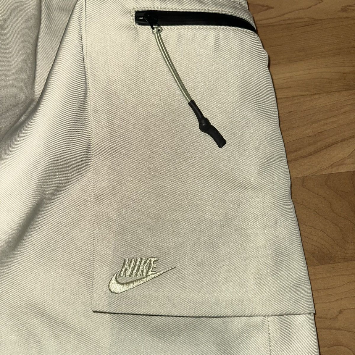 Nike Nike Sportswear Tech Pack Green Woven Utility Shorts M Size US 33 - 6 Thumbnail