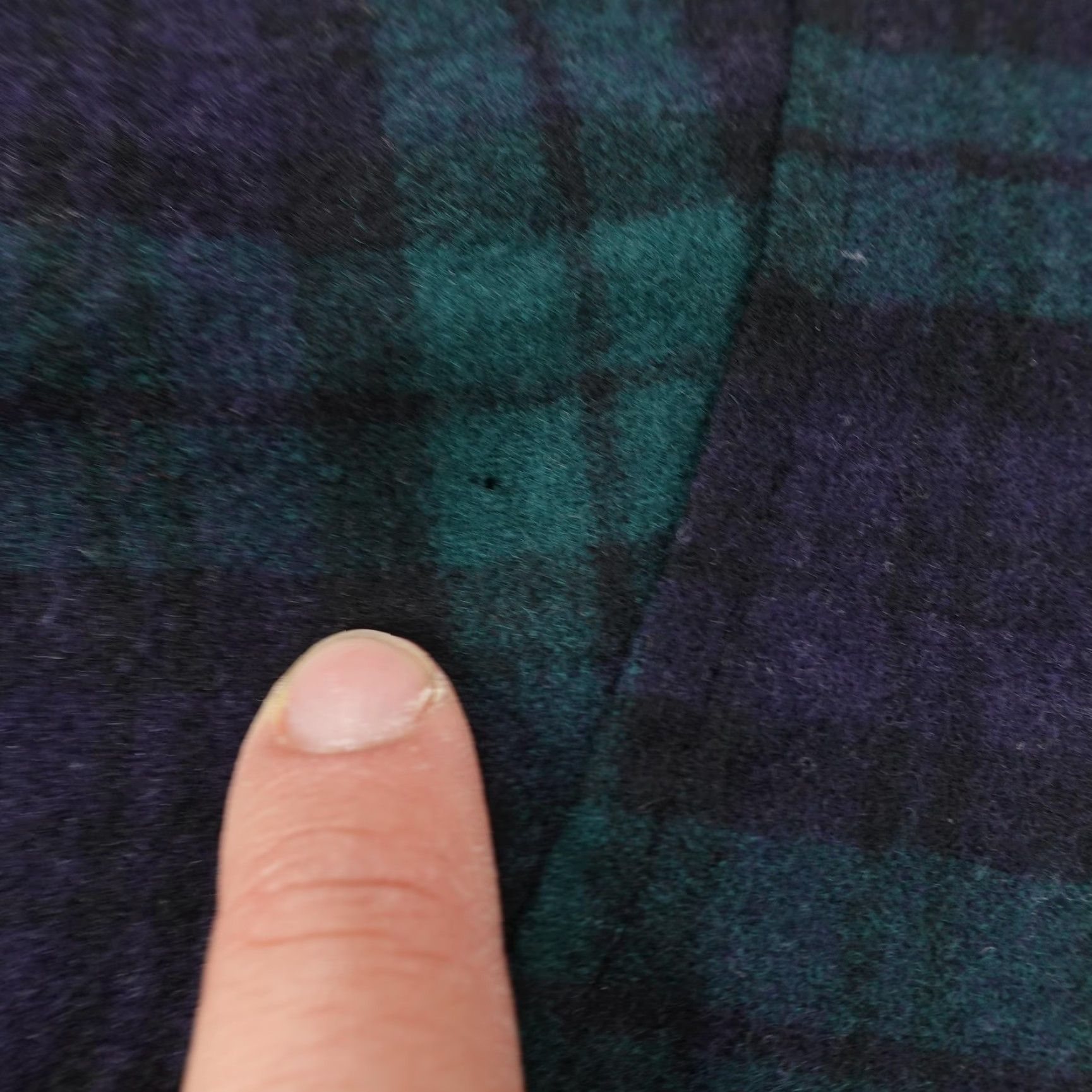 Pendleton VINTAGE Pendleton Lodge Shirt Men Large Flannel Wool Plaid Black Watch Tartan 90s Outdoor Size US L / EU 52-54 / 3 - 7 Thumbnail