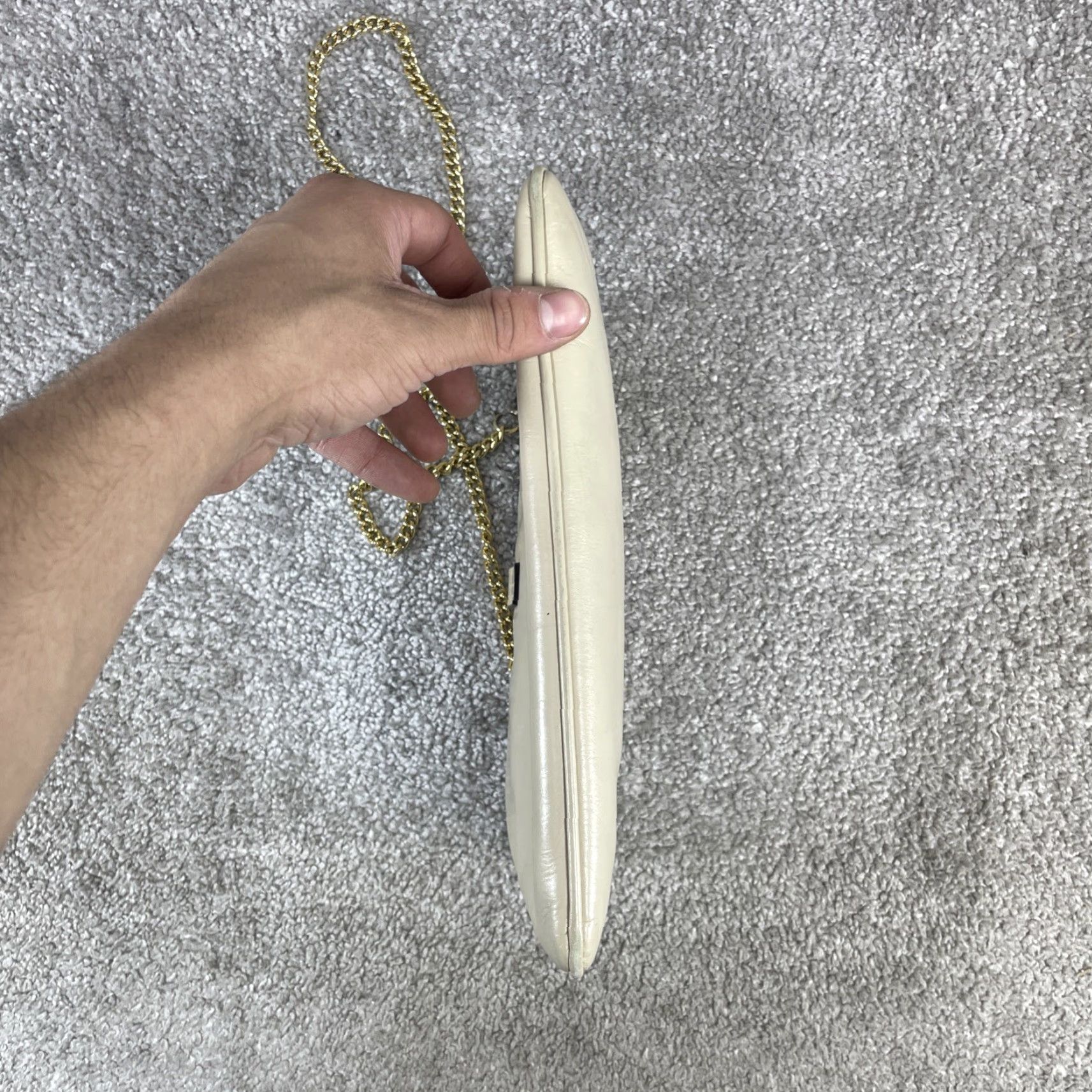 Salvatore Ferragamo SALVATORE FERRAGAMO VINTAGE Shoulder Bag Womens Medium White Leather Chain Strap Zip Closure Casual Outdoor Size ONE SIZE - 7 Thumbnail