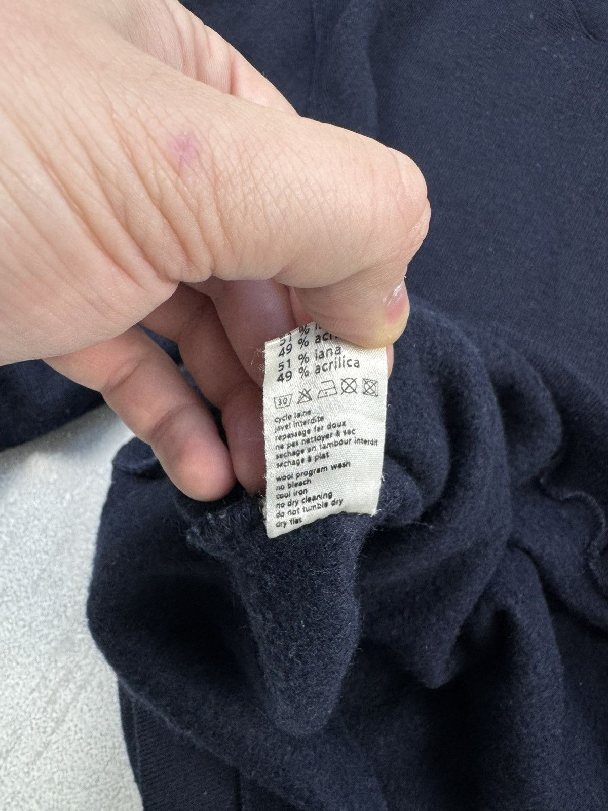 Lacoste Vintage Lacoste 90s Dark Blue Wool Sweater Logo size 8 Size US XXL / EU 58 / 5 - 7 Thumbnail