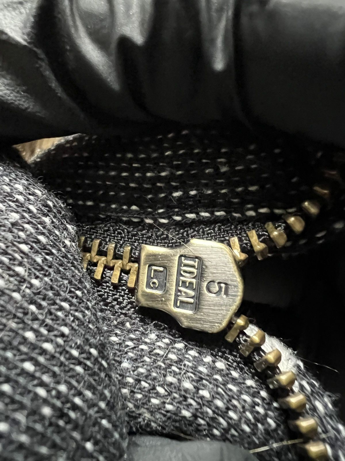 Hysteric Glamour Leand Double Zipper ROOTS Fur Hoodie IfSixWasNine LGB style Size M / US 6-8 / IT 42-44 - 11 Thumbnail
