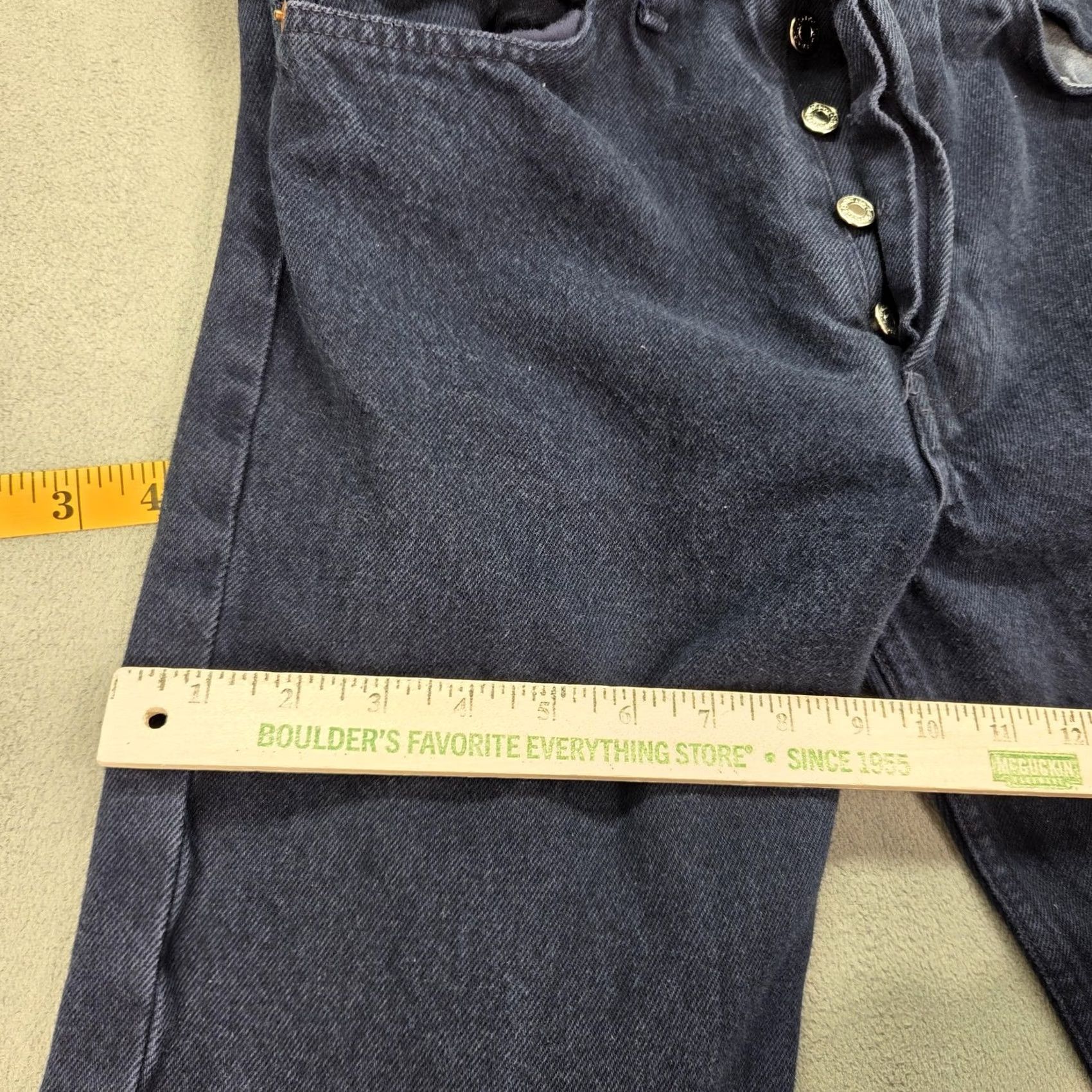 Levi's VINTAGE Levi's 501 Jeans Mens Blue Straight Button Fly 32x30 United States 90s Jeans Mens 501 Vintage Levi's 501 Womens Boys Girls Size US 32 / EU 48 - 6 Thumbnail
