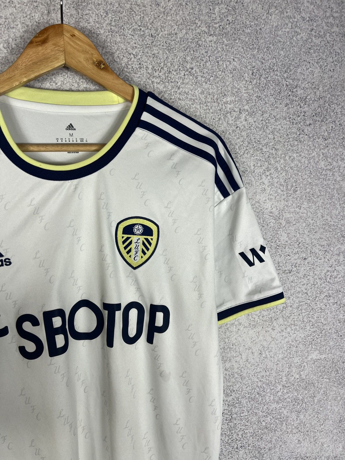 Adidas Adidas Fc Leeds 2022 2023 Home Soccer Jersey Football Shirt Size US M / EU 48-50 / 2 - 3 Thumbnail