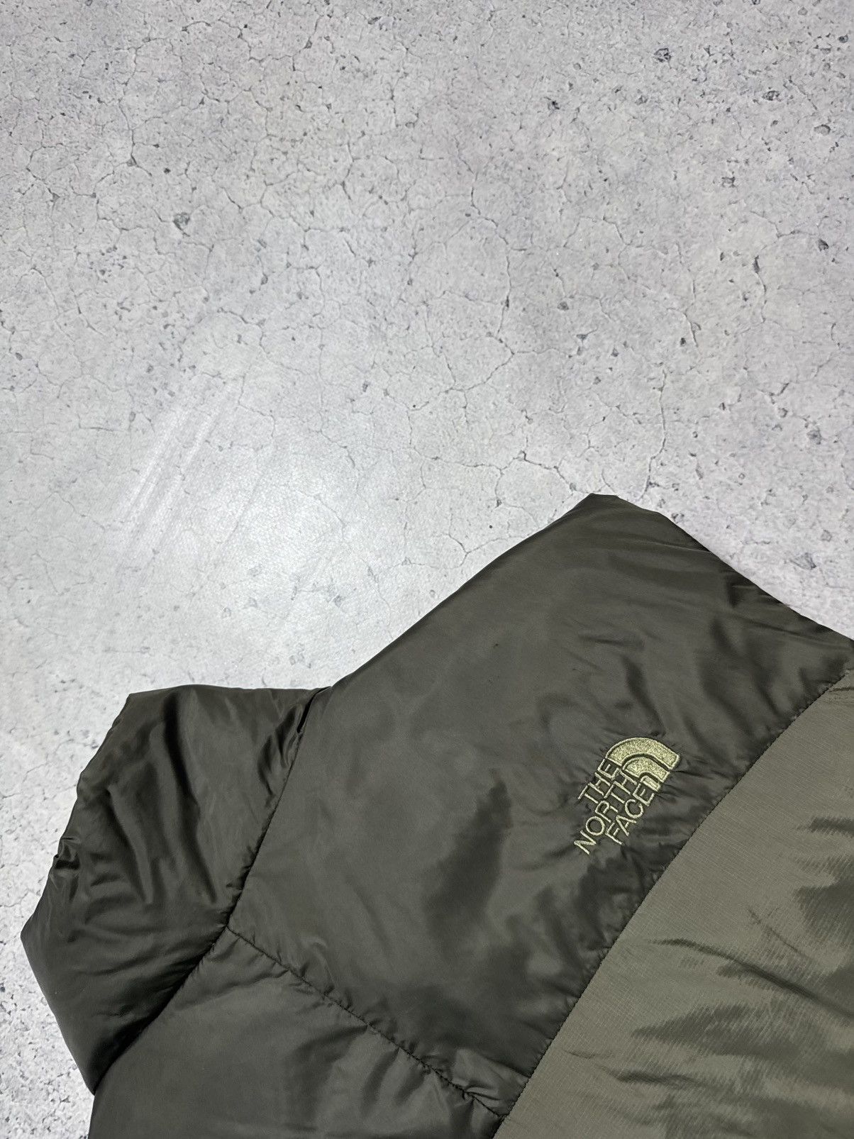 The North Face The North Face 700 Nuptse Down Puffer Vest Jacket Size L Size US L / EU 52-54 / 3 - 14 Thumbnail