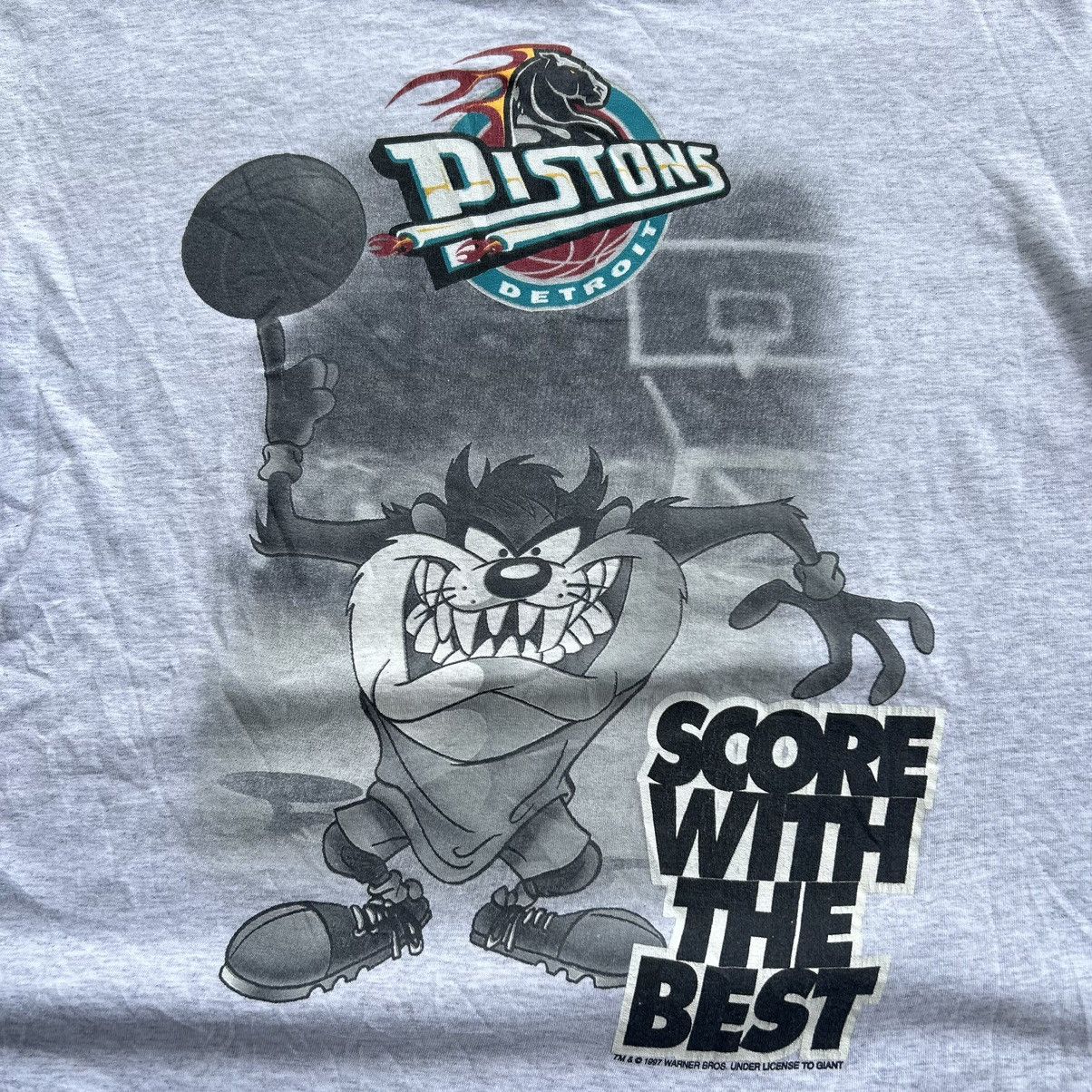 NBA Vintage 90s Detroit Pistons NBA Looney Tunes Taz T Shirt Size US XL / EU 56 / 4 - 6 Thumbnail