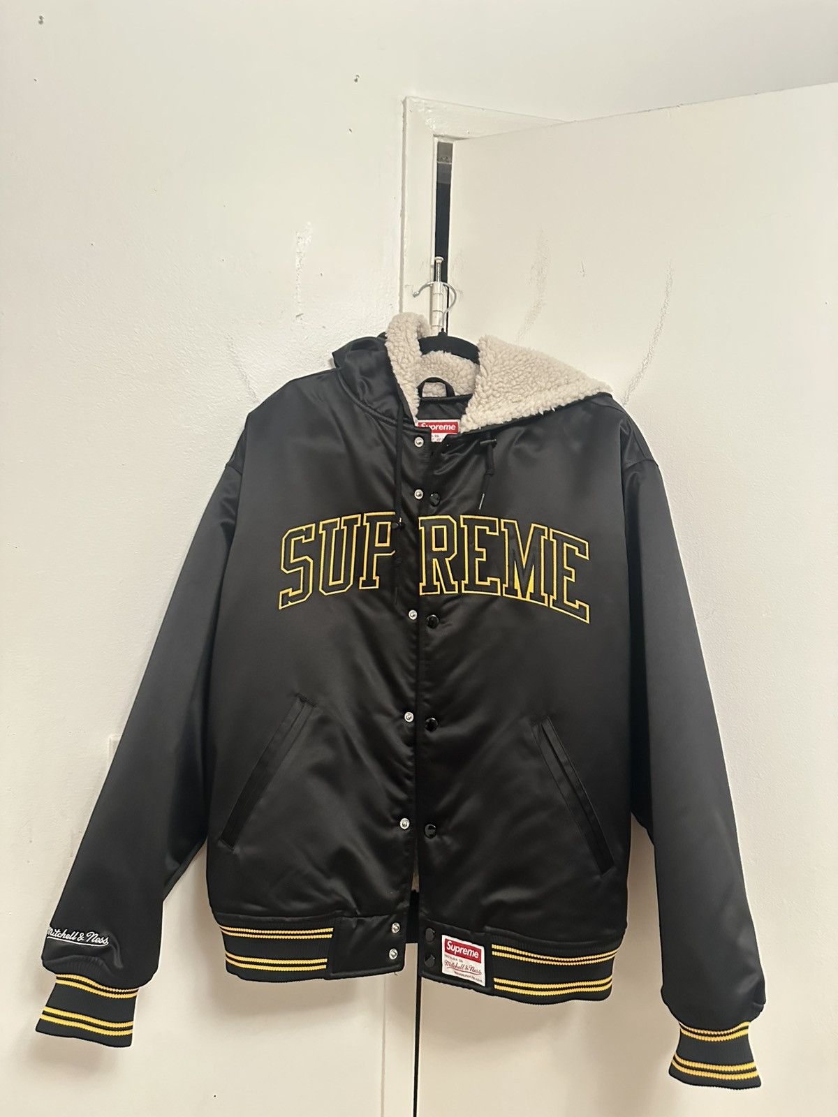 Mitchell & Ness × Supreme Supreme x Mitchell & Ness Lined Hooded SatinVarsity Jacket Size US L / EU 52-54 / 3 - 1 Thumbnail