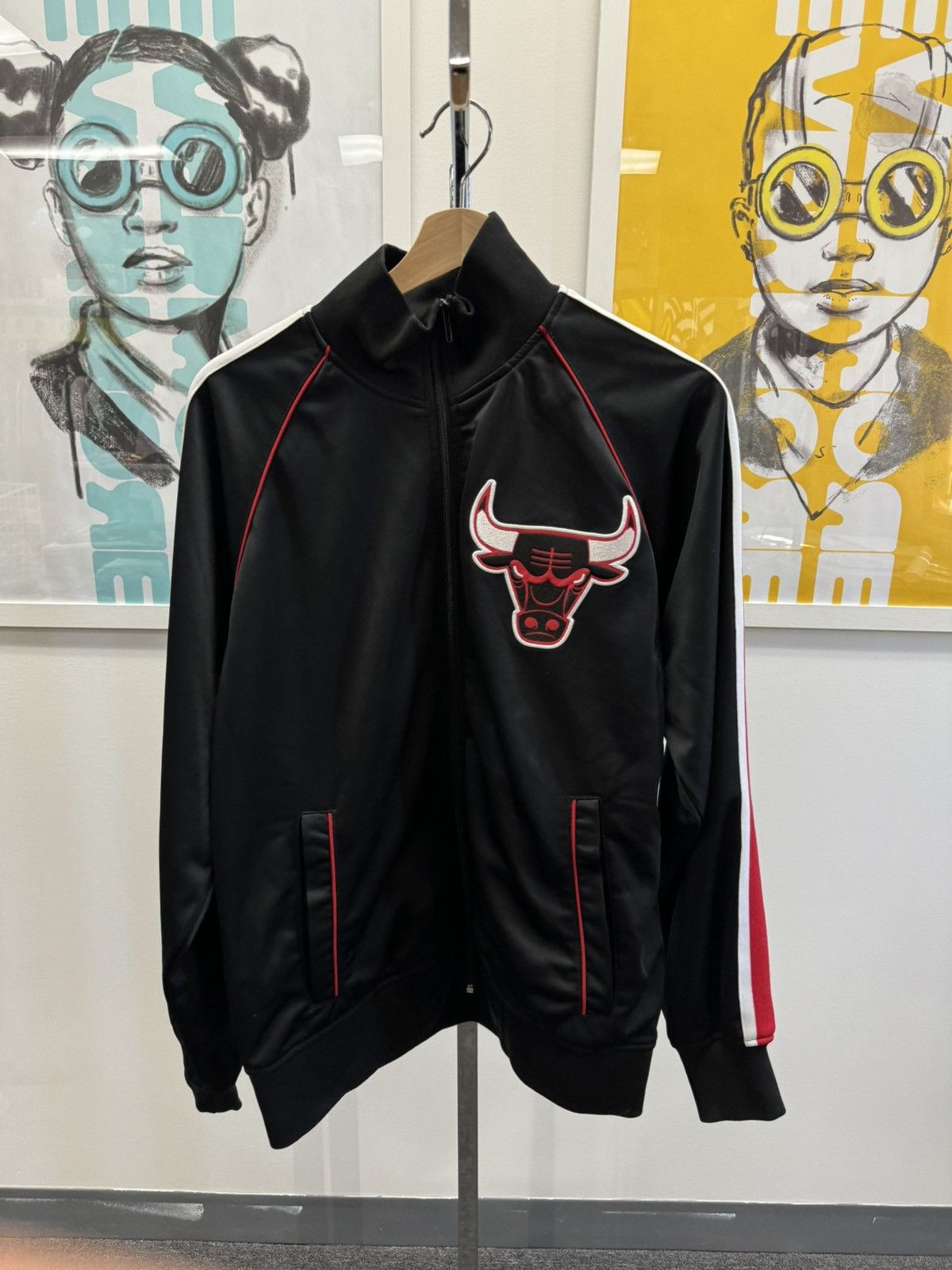 Mitchell and Ness Bulls Warmup Jacket Size XL