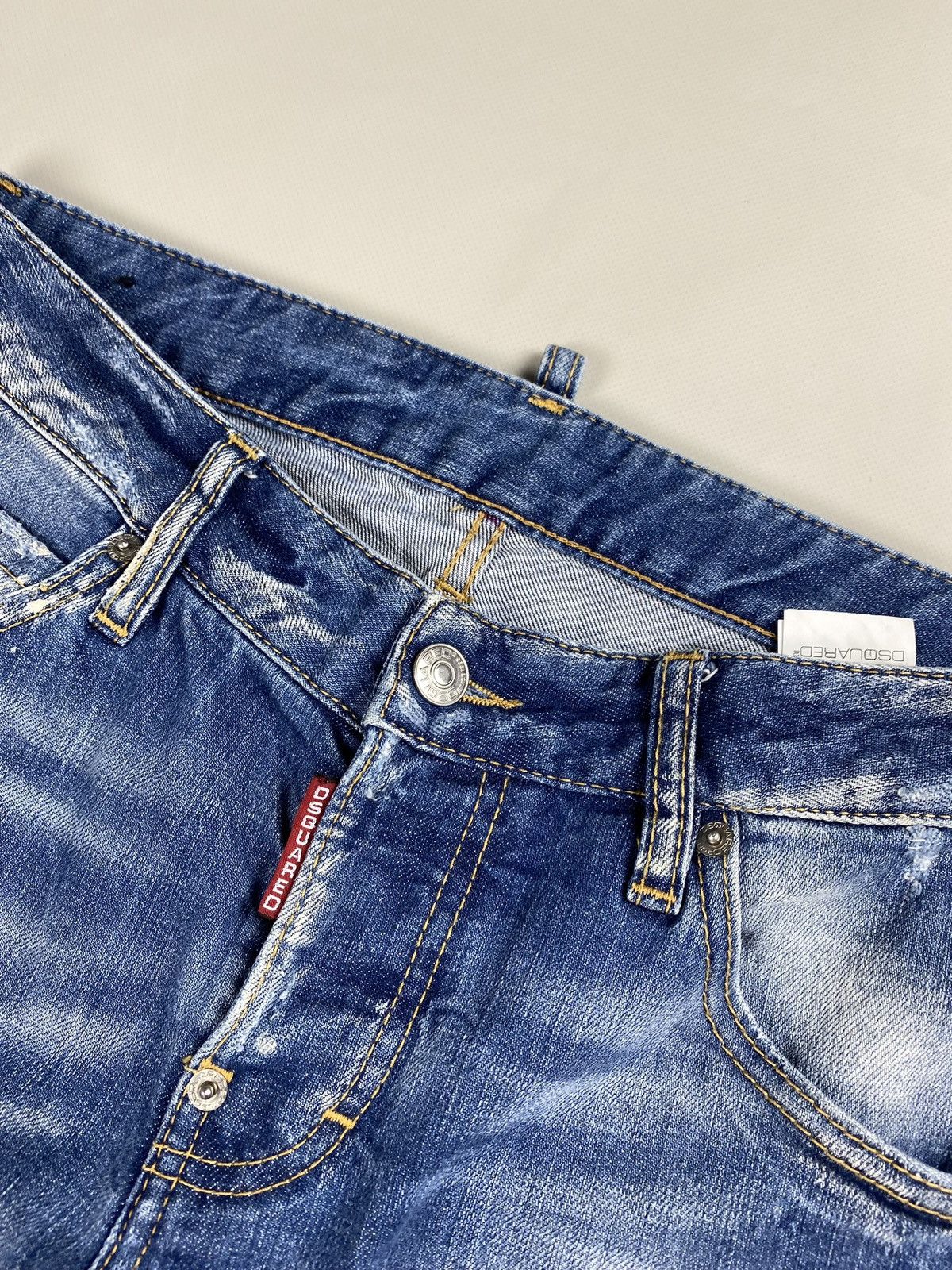 Designer × Dsquared2 Dsquared ladies distressed denim cropped jeans size 38 Size 26" / US 2 / IT 38 - 12 Thumbnail