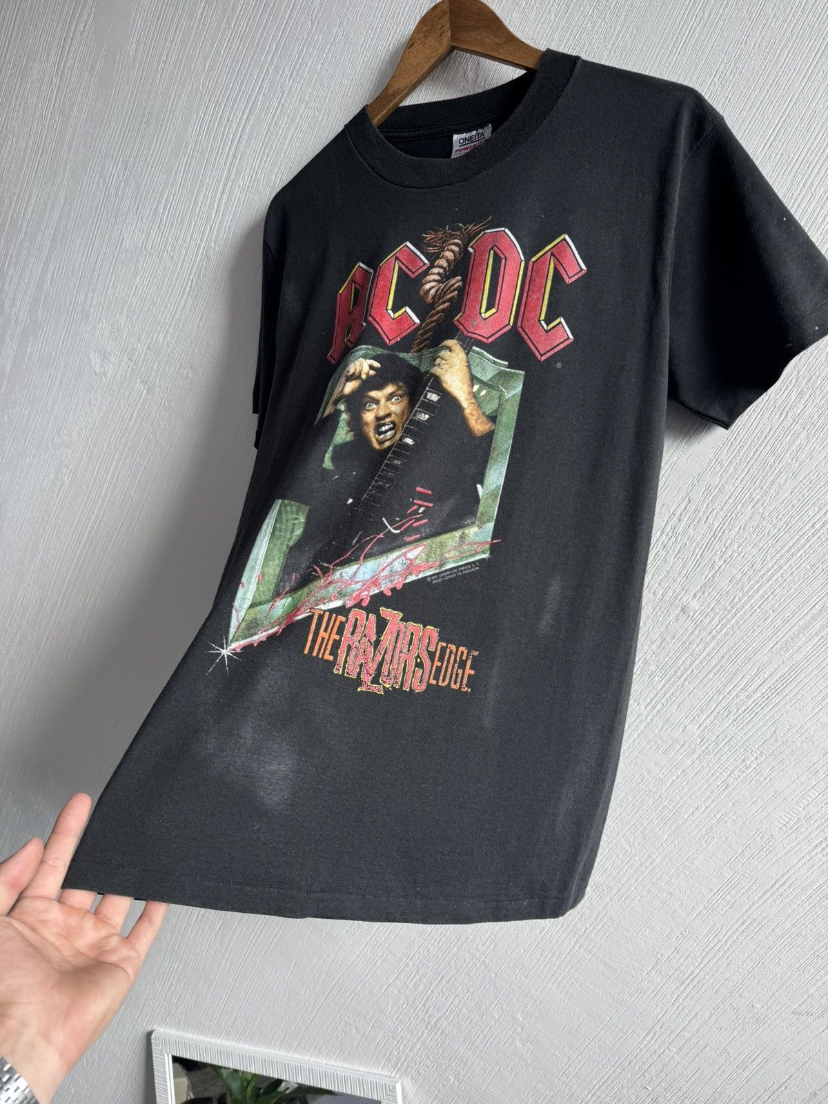 AC/DC Vintage AC/DC 1990 The Razors Edge Tour Rare Rock Shirt Sz L Size US L / EU 52-54 / 3 - 7 Thumbnail