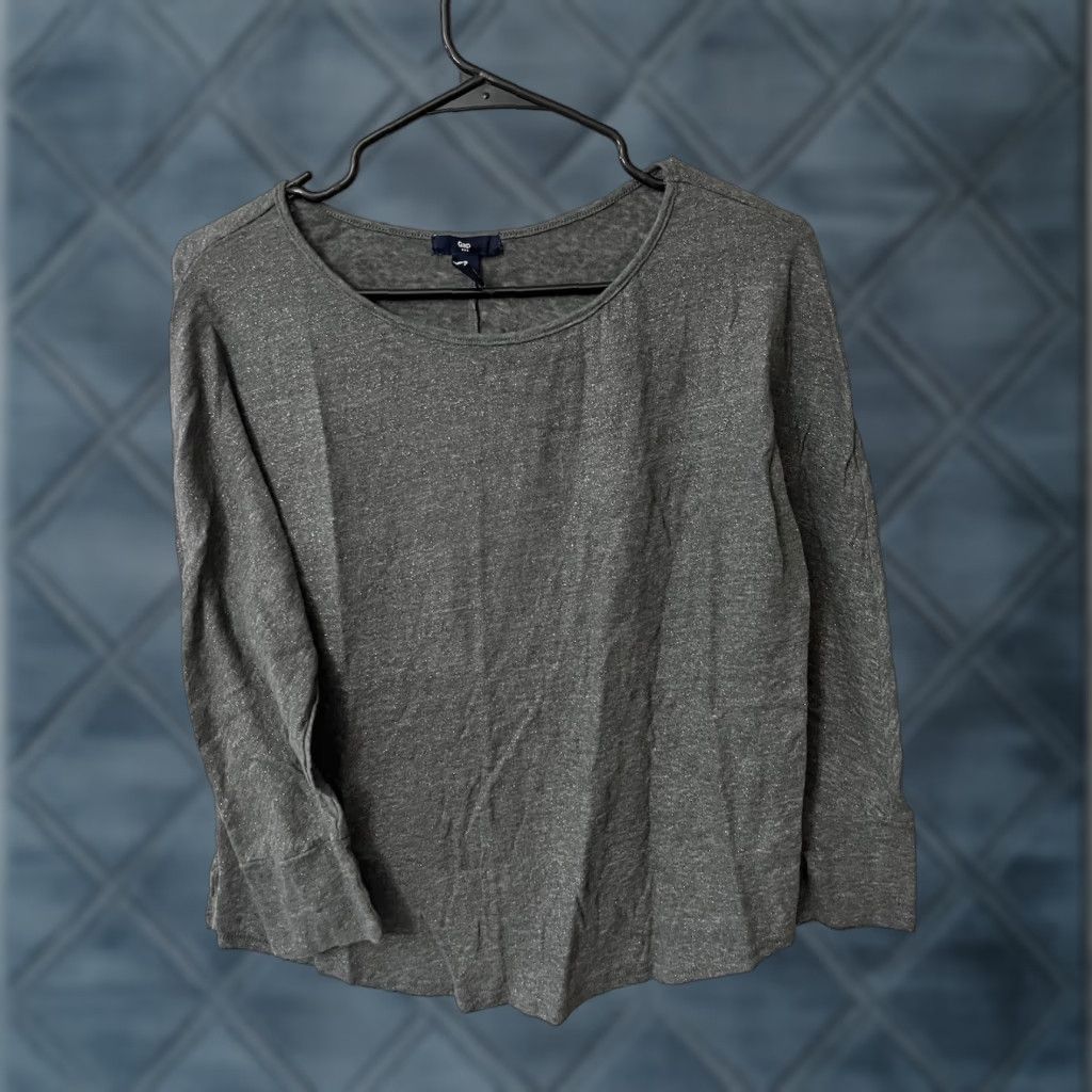 Gap Womens Gap Round Neck Gray Long Sleeve T-Shirt XS Solid Shirt Womens Gap Cotton Blend T-Shirt Regular Size XS Gray Womens Mens? Size XS / US 0-2 / IT 36-38 - 1 Thumbnail