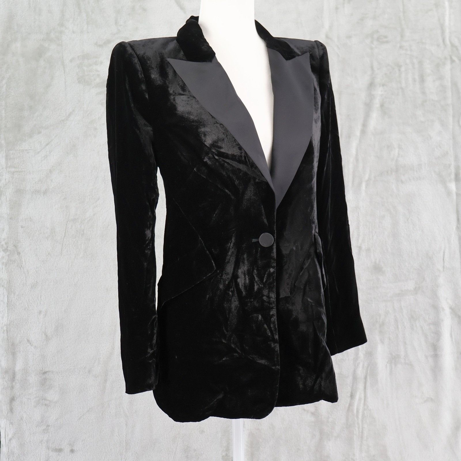 L'AGENCE L'AGENCE Sheila Velvet Tux Blazer Women 2 Silk Blend Holiday Size XS / US 0-2 / IT 36-38 - 1 Thumbnail
