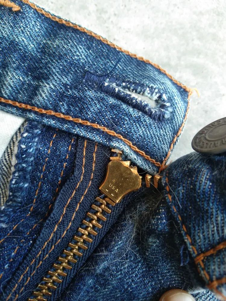 Levi's Vintage 60s LVC 502 XX Levi's Big E Japan Selvedge Redline Size US 30 / EU 46 - 11 Thumbnail