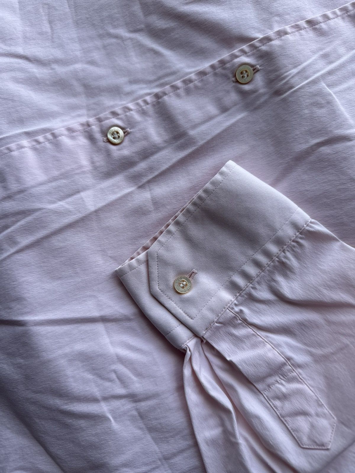 Gucci 🚨GUCCI LUXURY PINK SHIRT BUTTON SOFT OLD MONEY Size US M / EU 48-50 / 2 - 8 Thumbnail