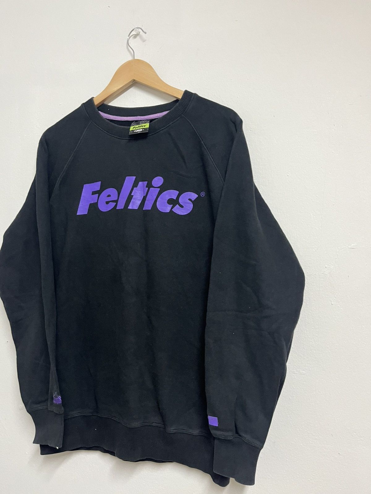 FELT 💥OFFER💥Feltics Spellout Streetwear Sweatshirts Size US L / EU 52-54 / 3 - 4 Thumbnail
