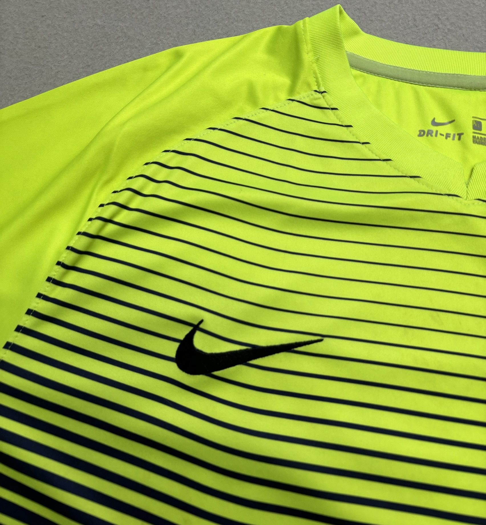 Nike Ashton 88 FC #28 Nike Football Jersey Size XL Size US XL / EU 56 / 4 - 8 Thumbnail