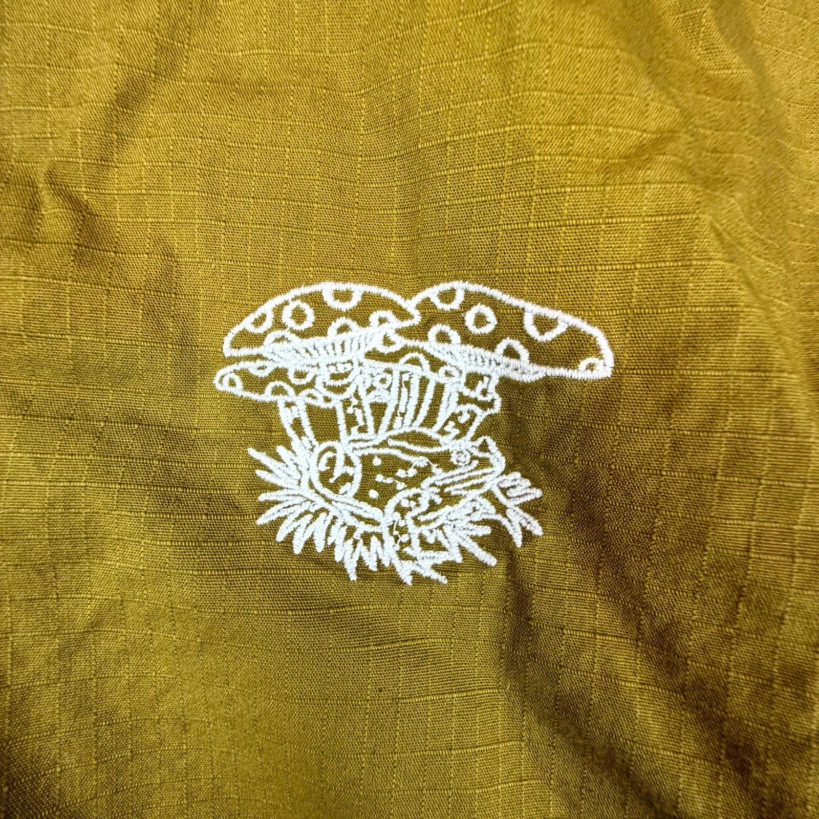 Levi's Levis Shirt XL Mustard Yellow Mushroom Hippie 70s Vibe Size US XL / EU 56 / 4 - 2 Thumbnail