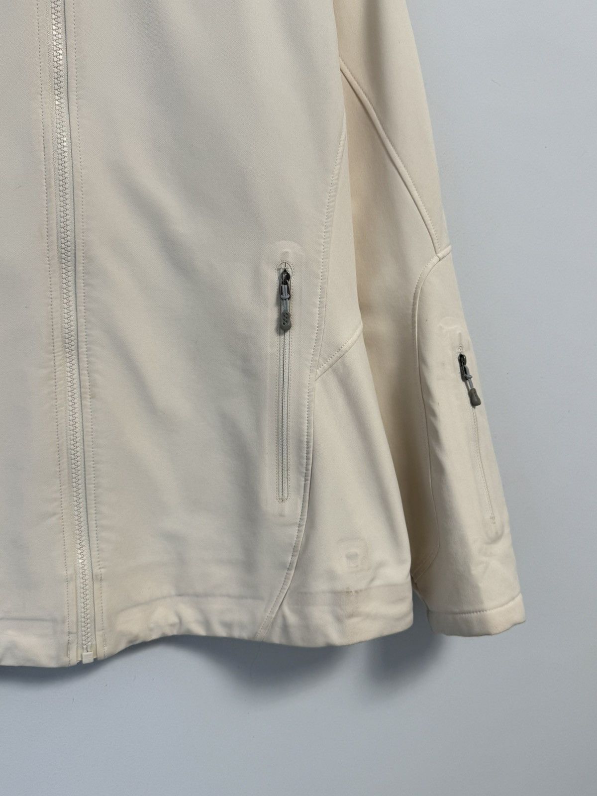 Patagonia Patagonia Damen Softshell Jacke Guide Jacket natural Size L / US 10 / IT 46 - 4 Thumbnail