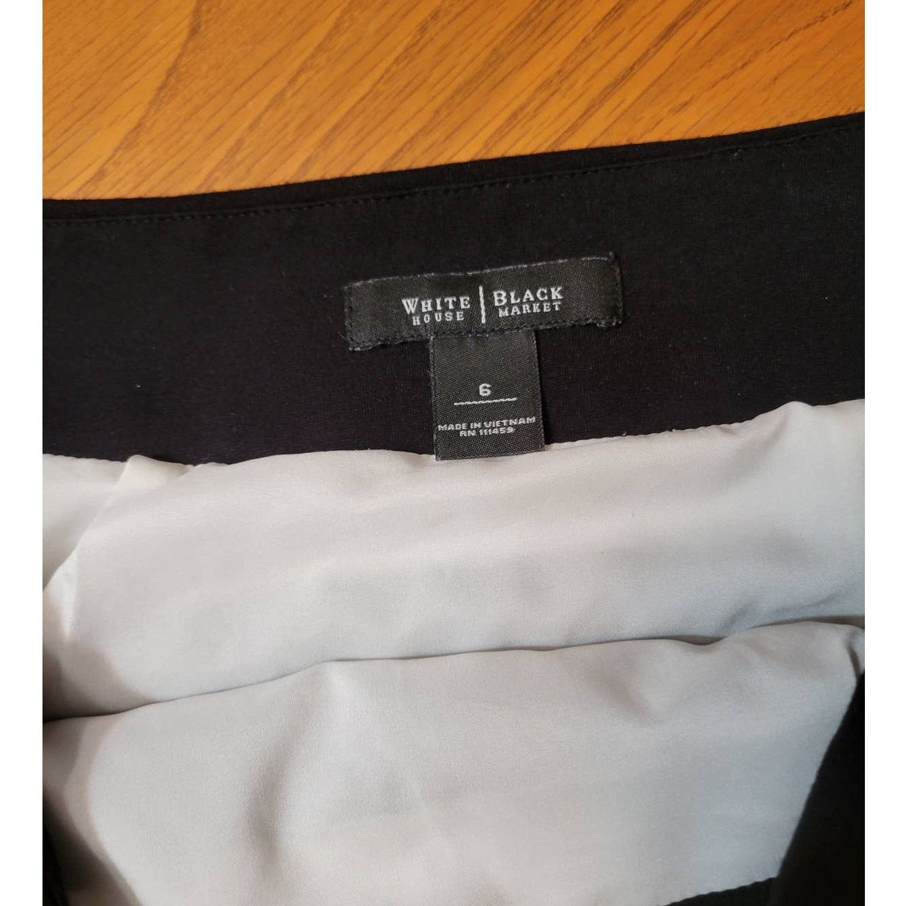 White House Black Market White House Black Market Knee Length Pencil Skirt 6 Size 28" / US 6 / IT 42 - 3 Thumbnail