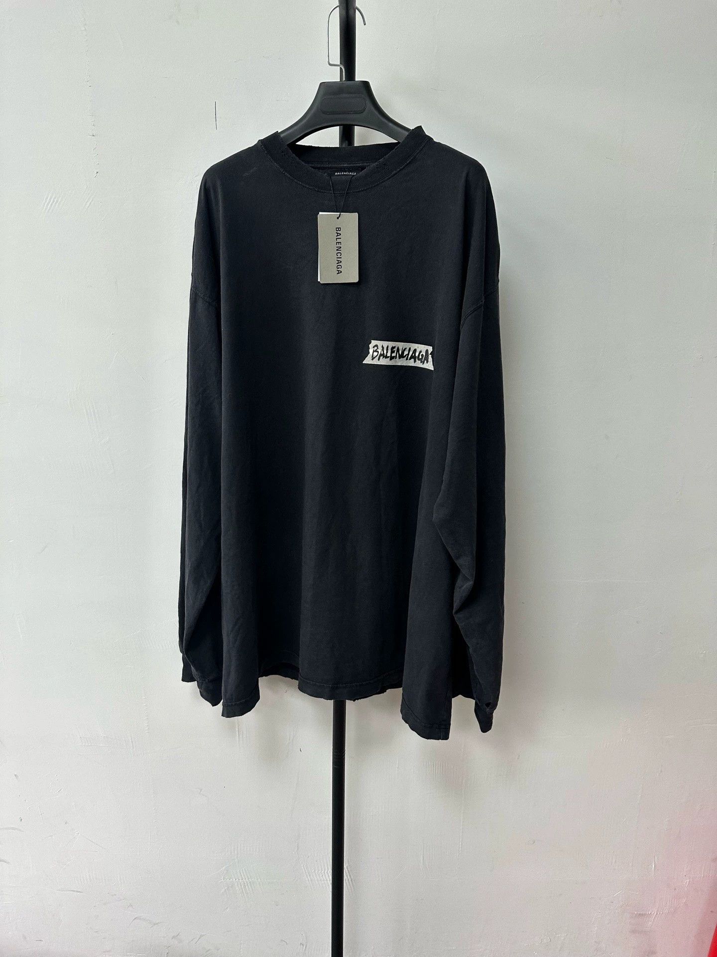 Balenciaga Balenciaga Oversized Long-Sleeve T-Shirt | Grailed