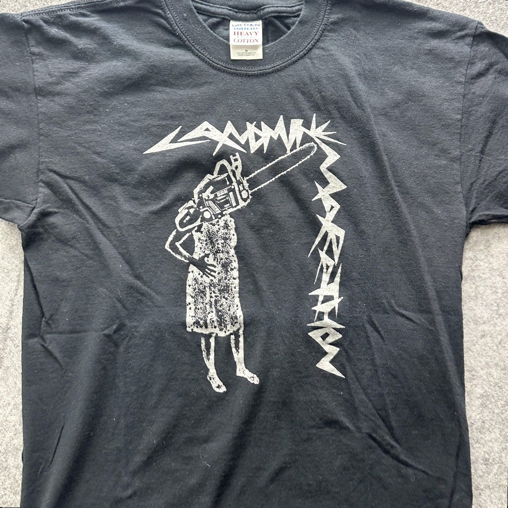 Gildan Chainsaw Marathon Shirt Mens Medium Black Gildan Horror Graphic Tee Size US M / EU 48-50 / 2 - 3 Thumbnail