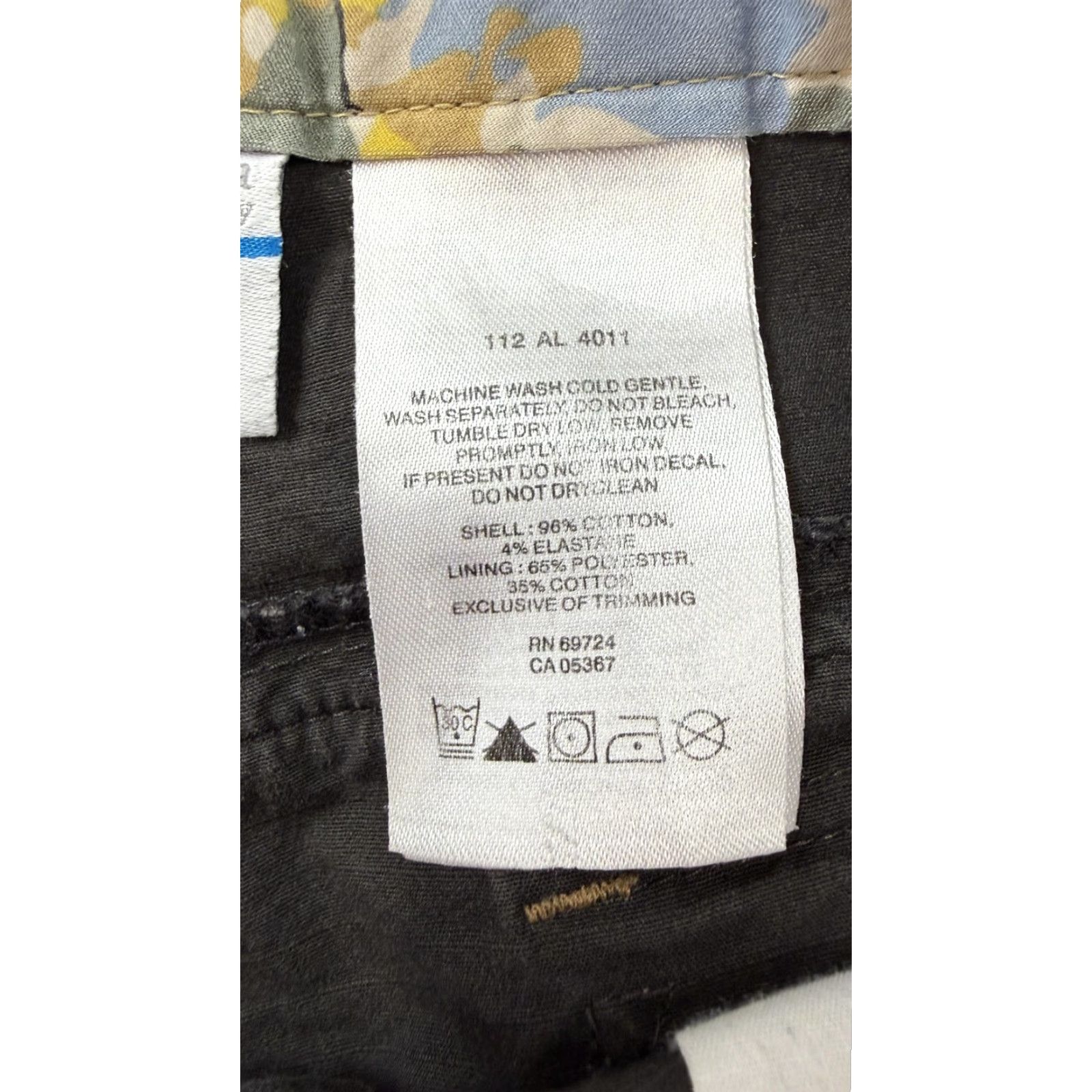 Vintage Columbia Bermuda Shorts Womens 4 Gray Stretch Hiking Travel Pockets Casual Outdoors Size 27" / US 4 / IT 40 - 5 Thumbnail