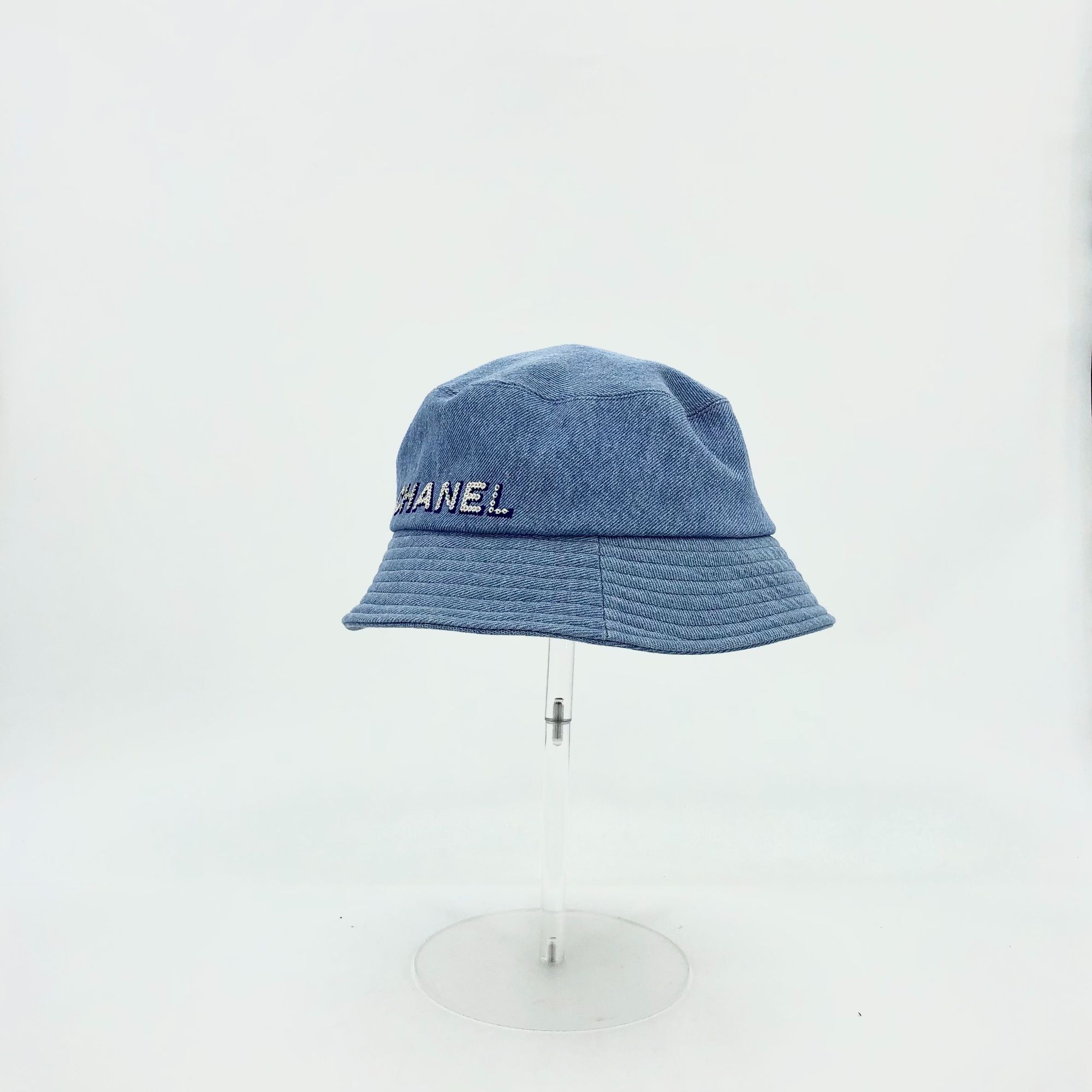 CHANEL ハット CHANEL（シャネル） 帽子 ハット CHANELロゴ Mサイズ コットンデニム