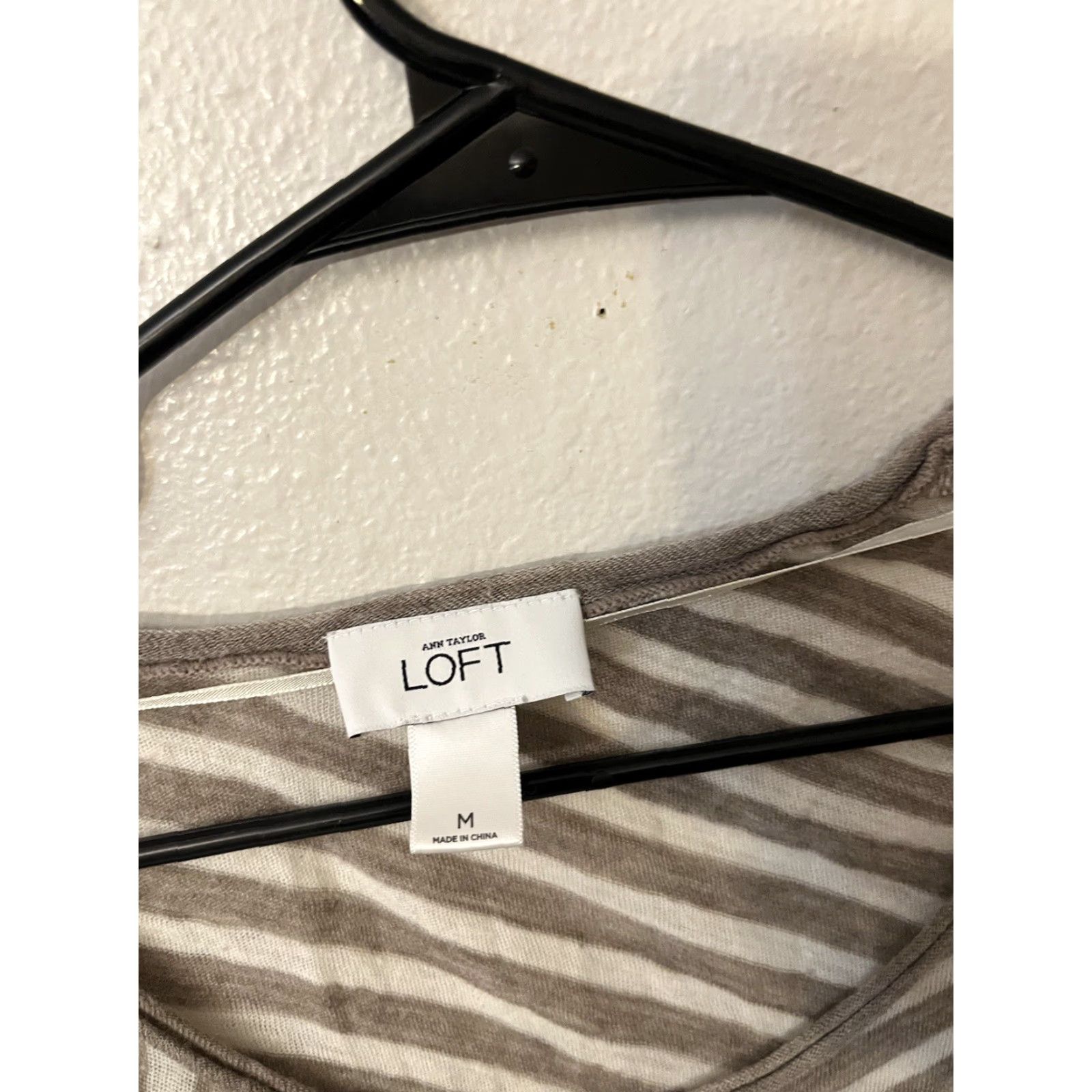 Loft Loft Blouse Women's Medium Gray Striped Long Sleeve Round Neck Pullover Casual Formal Party/Cocktail Travel Lightweight Regular shirt Size M / US 6-8 / IT 42-44 - 3 Thumbnail