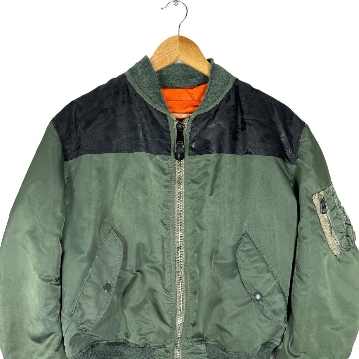 Alpha Industries 🌟ALPHA INDUSTRIES MA-1 FLYERS BOMBER STUD RIOT JACKET Size US L / EU 52-54 / 3 - 3 Thumbnail