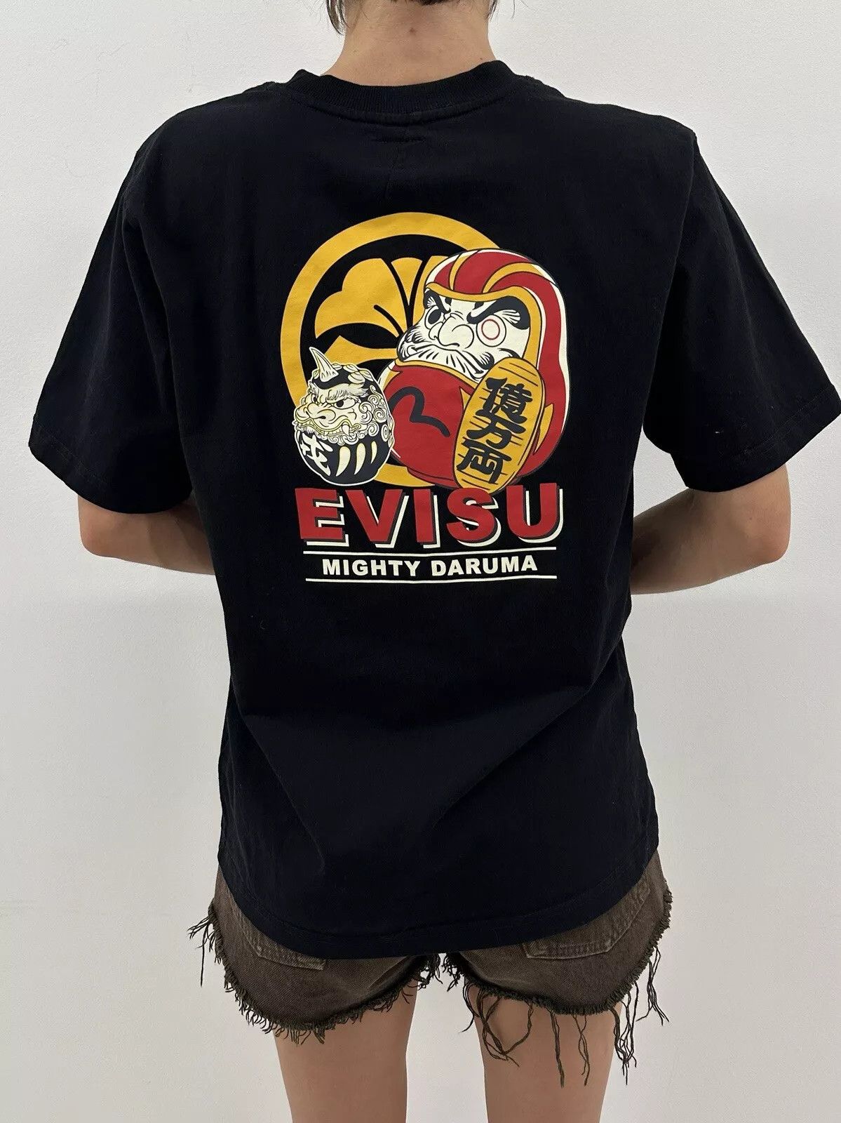 Evisu Evisu Mighty Daruma Womens Face Samurai Print Japan T-Shirt Size M / US 6-8 / IT 42-44 - 1 Thumbnail