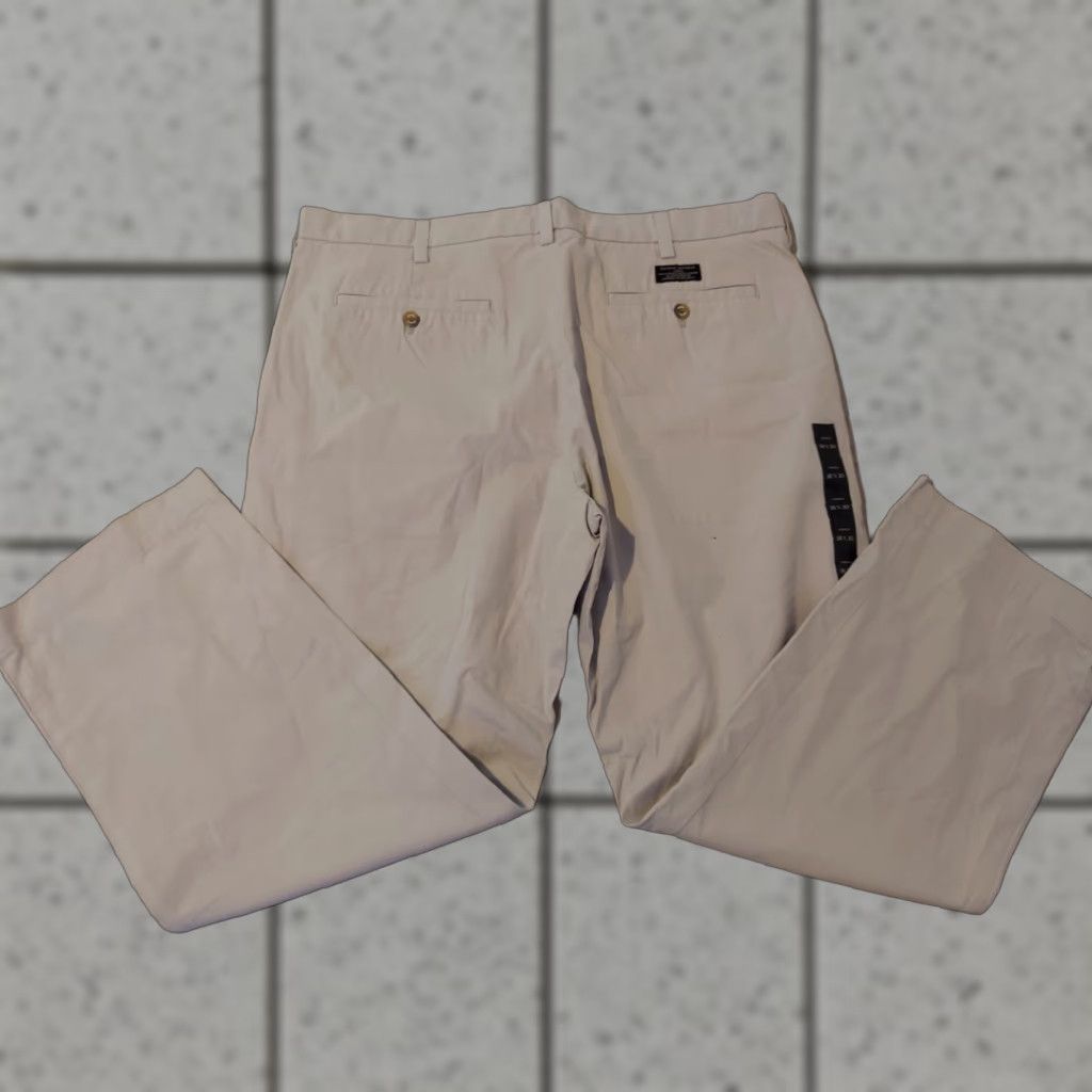 Banana Republic Banana Republic Chino Pants Mens 38x30 Khaki Beige Straight Front Flat Trousers Slacks Size US 38 / EU 54 - 1 Thumbnail