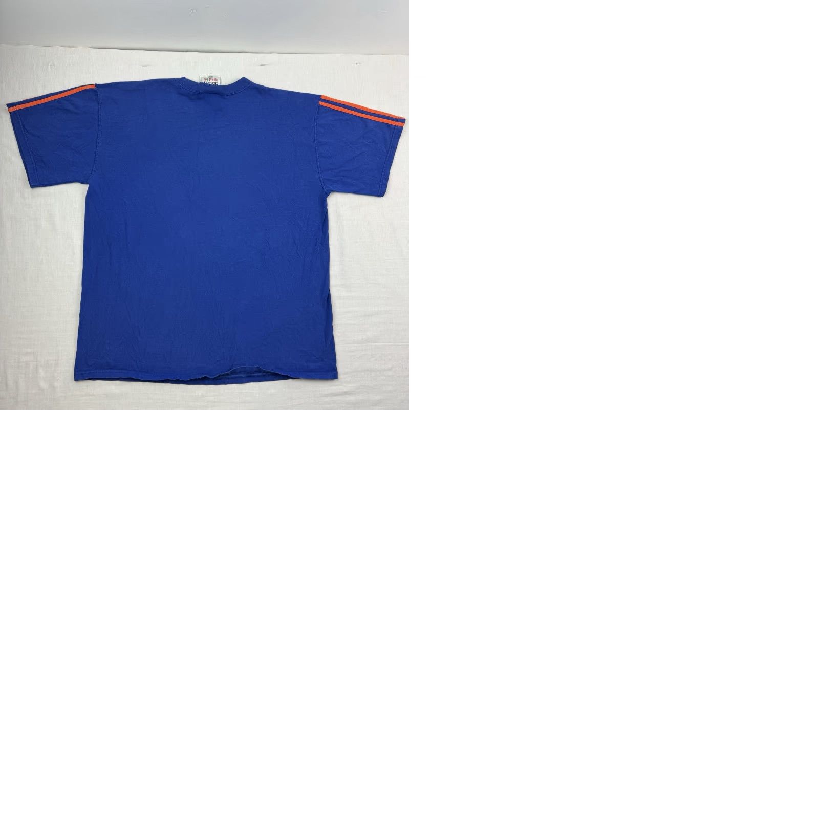 Adidas VINTAGE adidas T Shirt Adult Large Sports Soccer 3 Stripes Embroidery Logo 90s Size US L / EU 52-54 / 3 - 9 Thumbnail