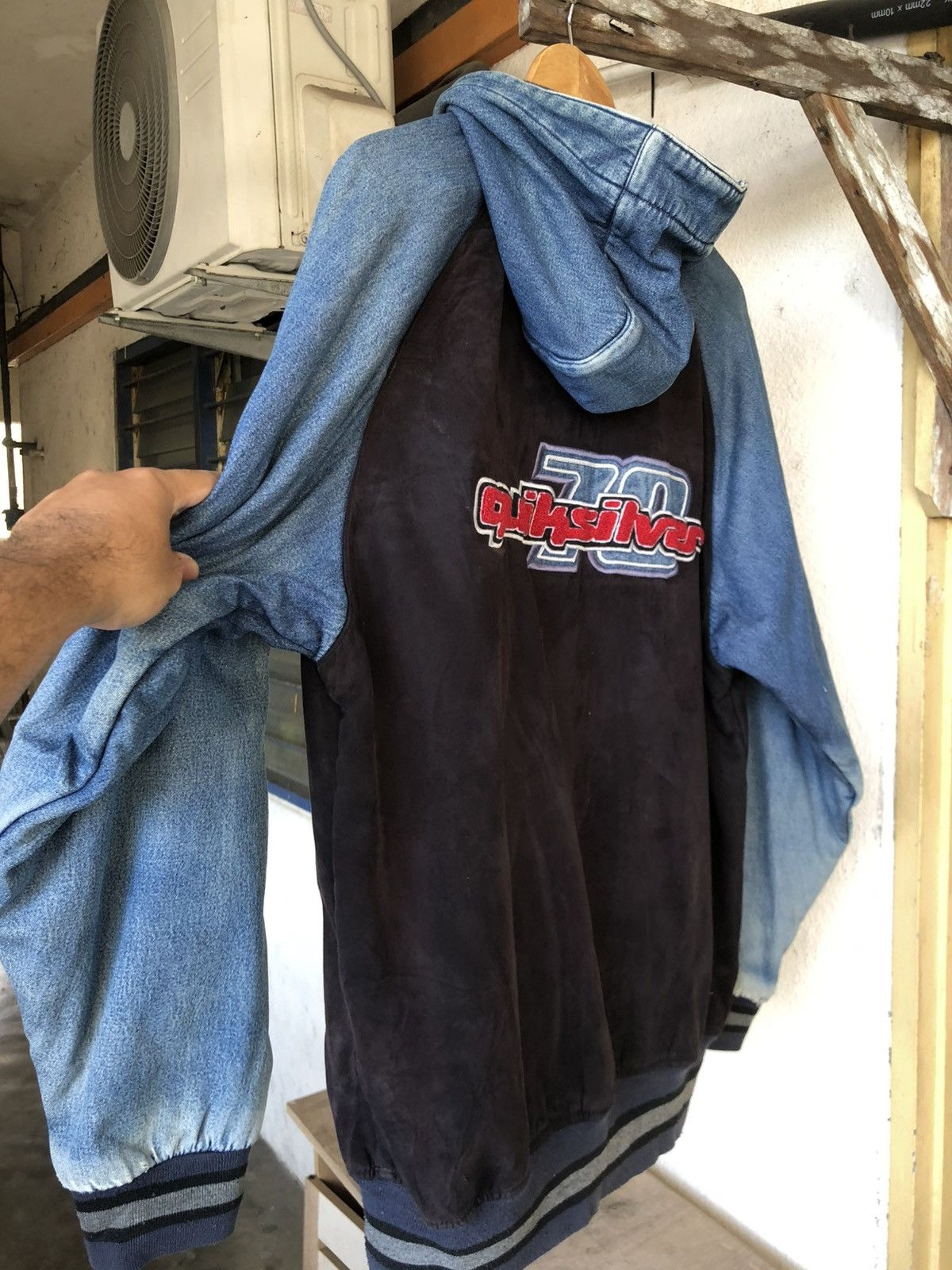 Quiksilver Vintage 90s Quiksilver 70 Denim Distressed Hoodie Jacket Size US XXL / EU 58 / 5 - 3 Thumbnail