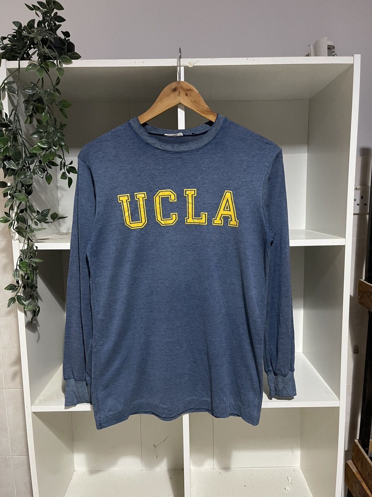 Vintage Vintage UCLA Single stitch Size US S / EU 44-46 / 1 - 1 Thumbnail