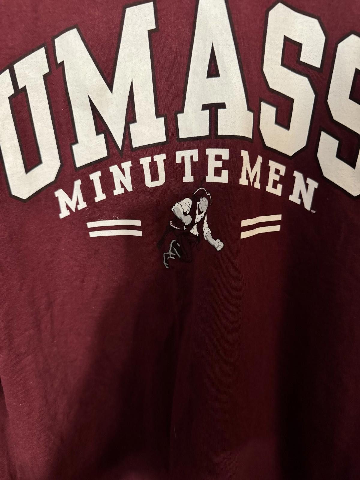 Other UMass Minutemen Short Sleeve Logo NCAA T-shirt Men's L Red Size ONE SIZE - 4 Thumbnail
