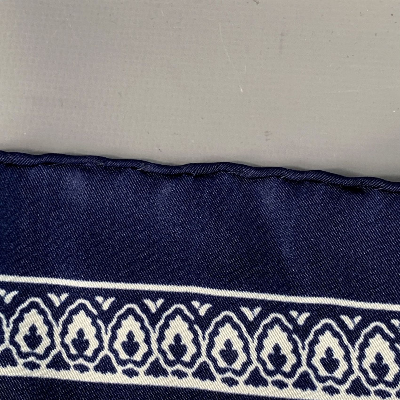 Kiton KITON Pocket Square Silk Navy White Paisley Size ONE SIZE - 5 Thumbnail