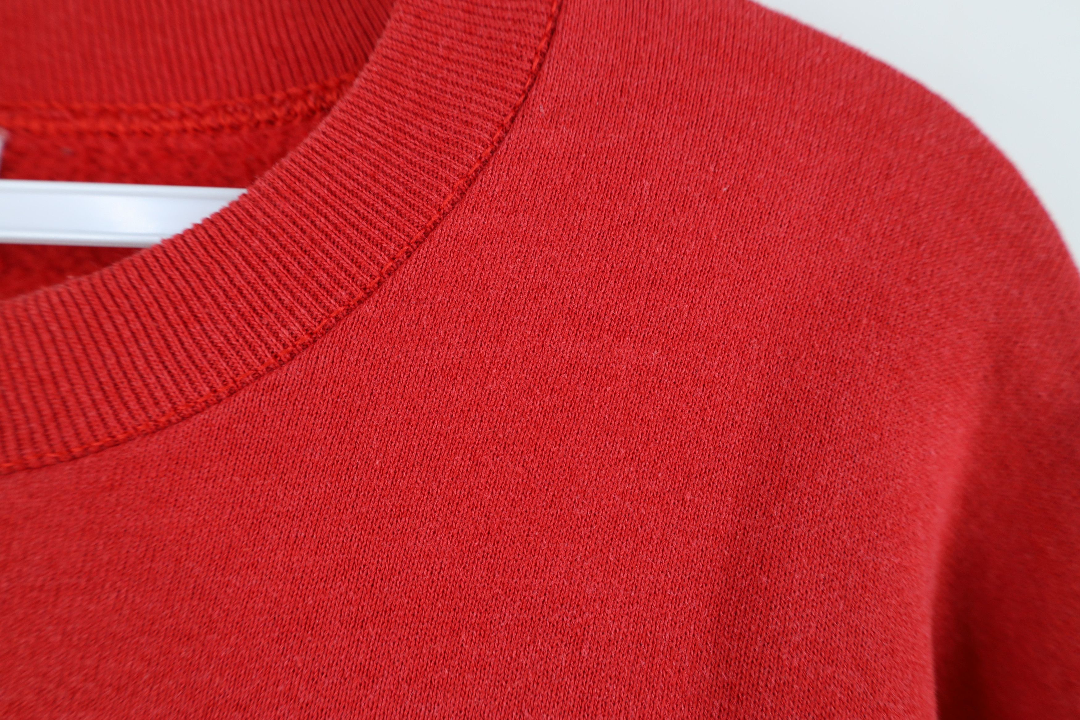 Vintage Vintage 90s Streetwear Blank Crewneck Sweatshirt Red USA Size US L / EU 52-54 / 3 - 4 Thumbnail
