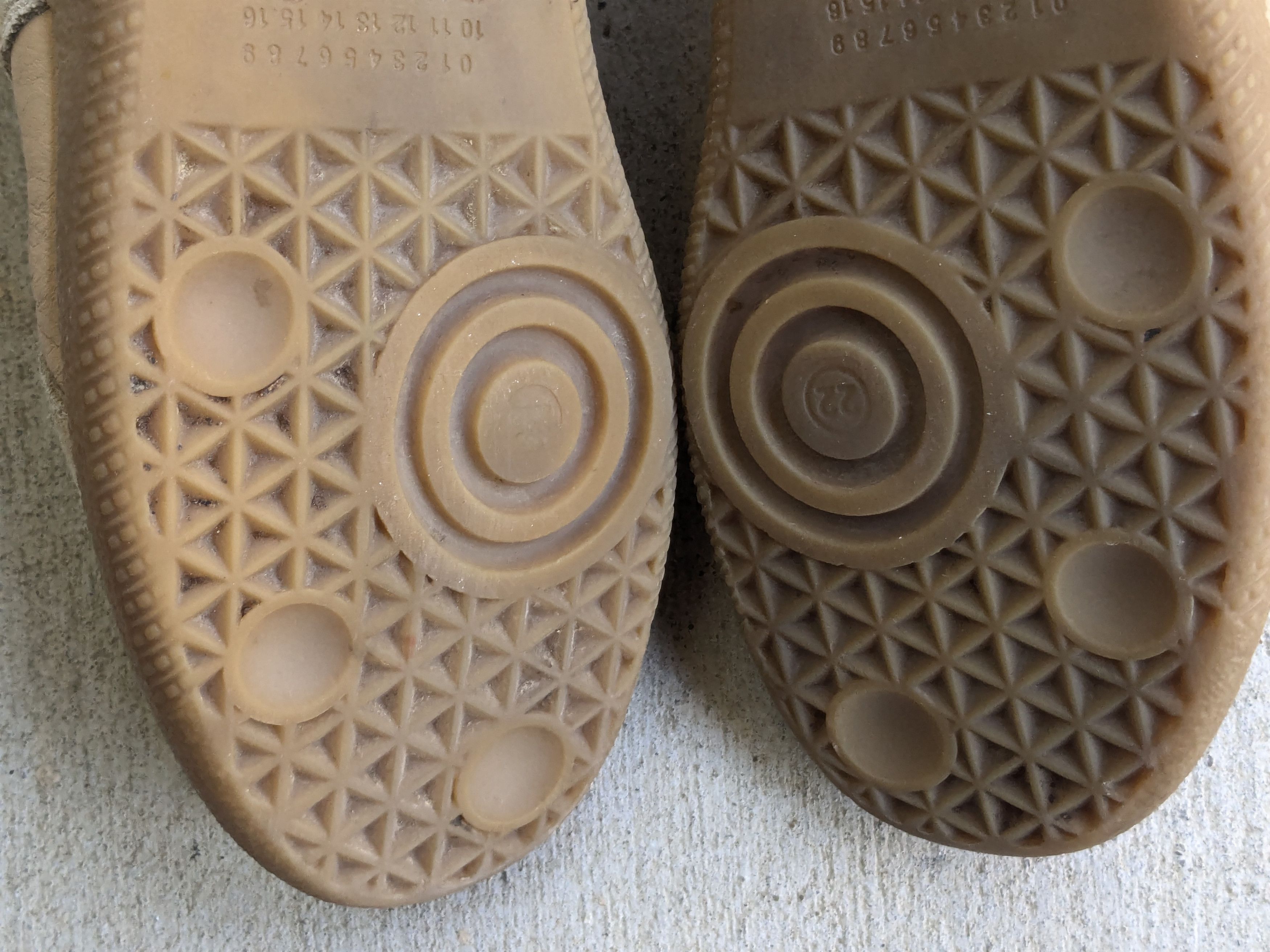 Maison Margiela Maison Margiela GAT Replica Tan 7.5 37.5 Women's Size US 7.5 / IT 37.5 - 16 Thumbnail